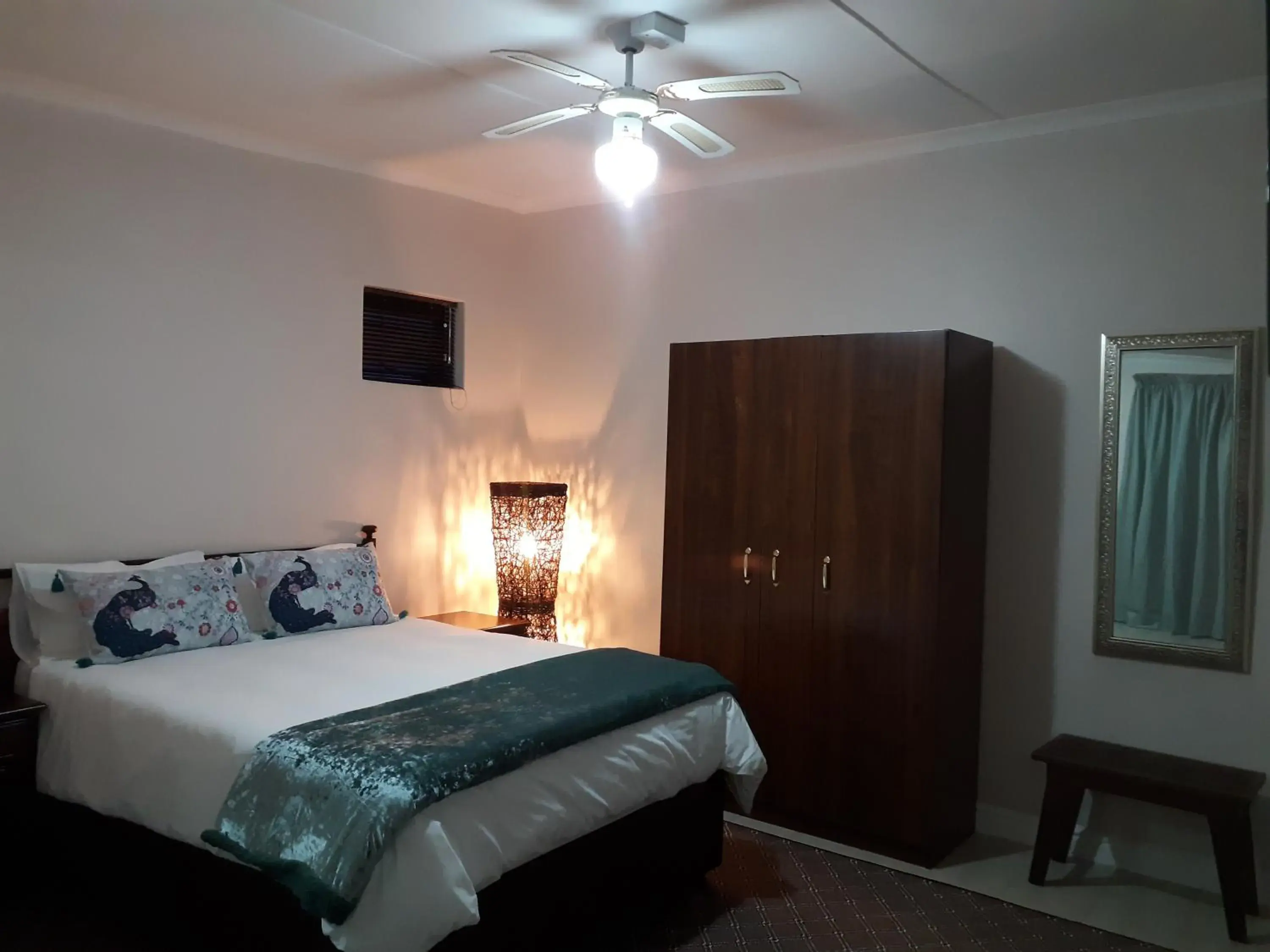 Cottage with Garden View - single occupancy in Field's Rest Cottage with Garden View - single occupancy in Field's Rest