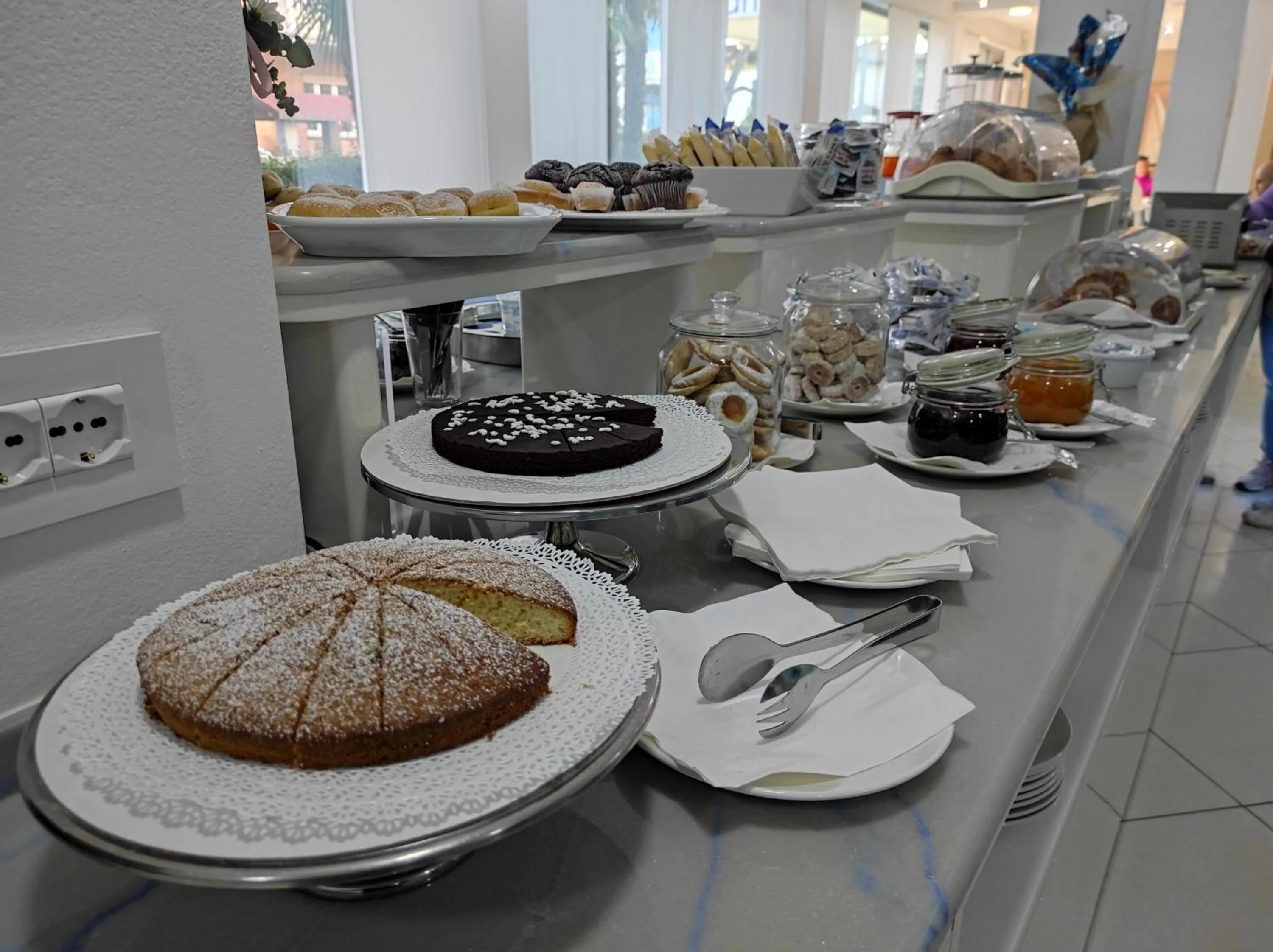 Buffet breakfast in Hotel Oceanomare