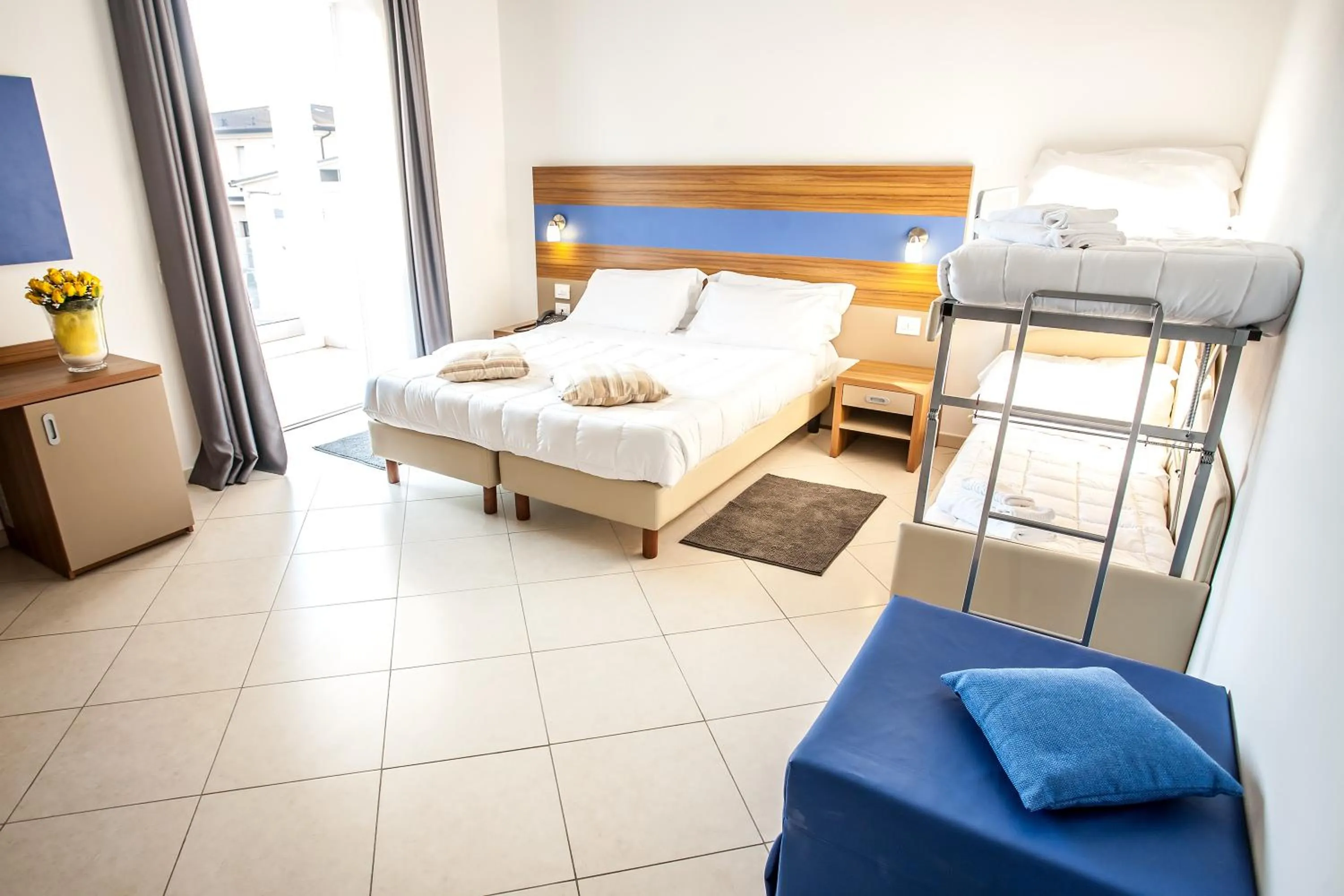 Bedroom, Bed in Hotel Oceanomare