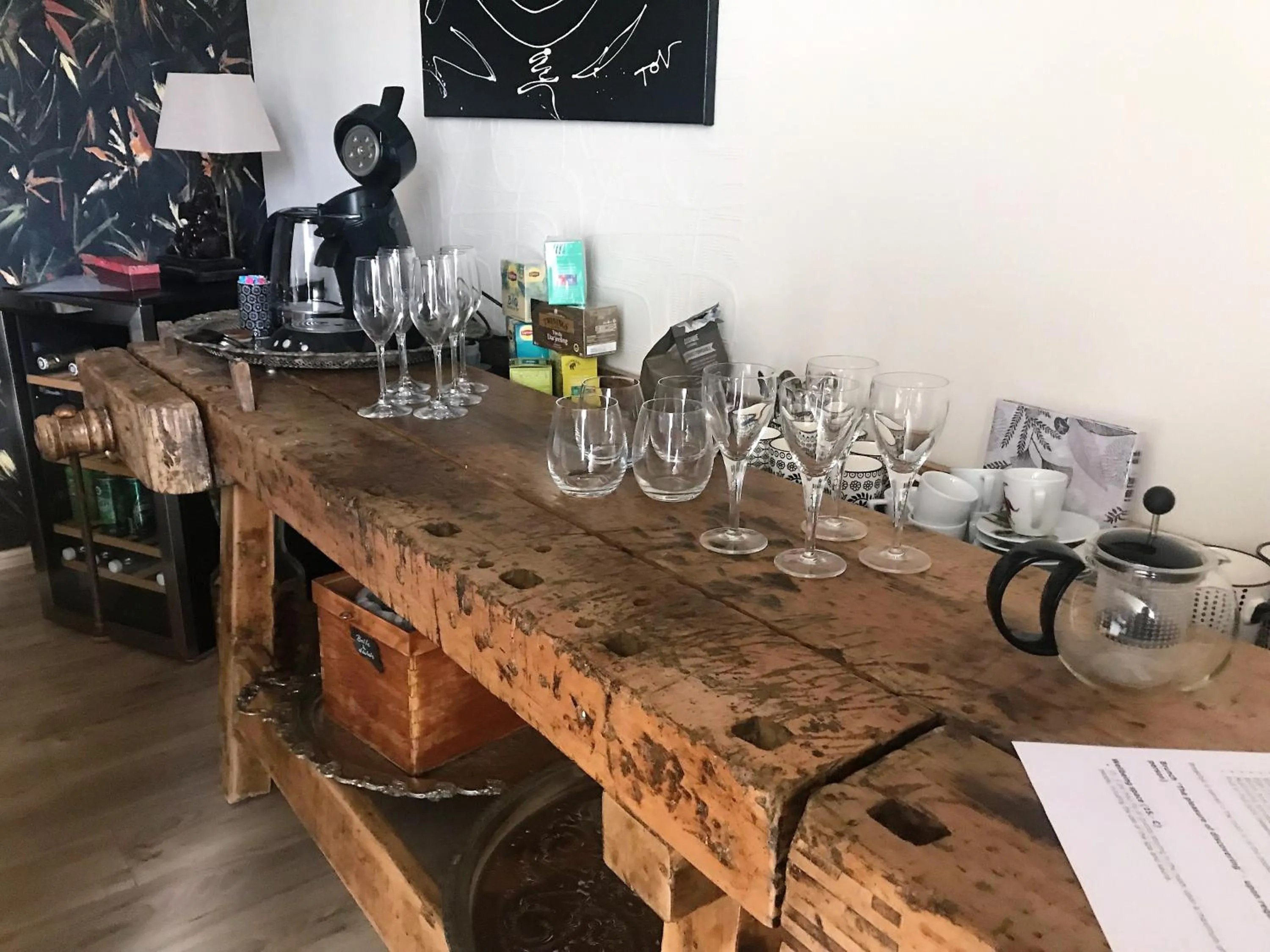 Coffee/tea facilities in La Roseraie