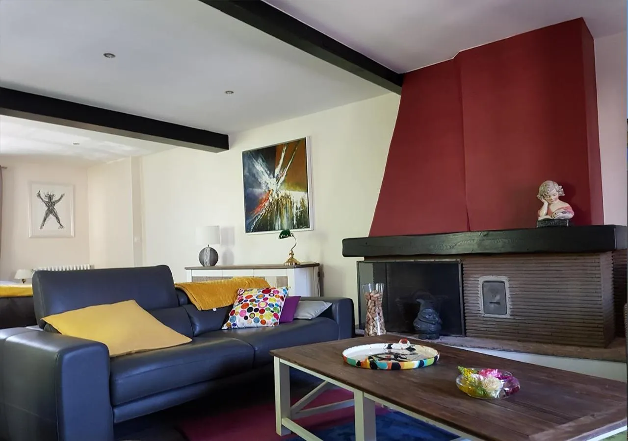 Living room in La Roseraie