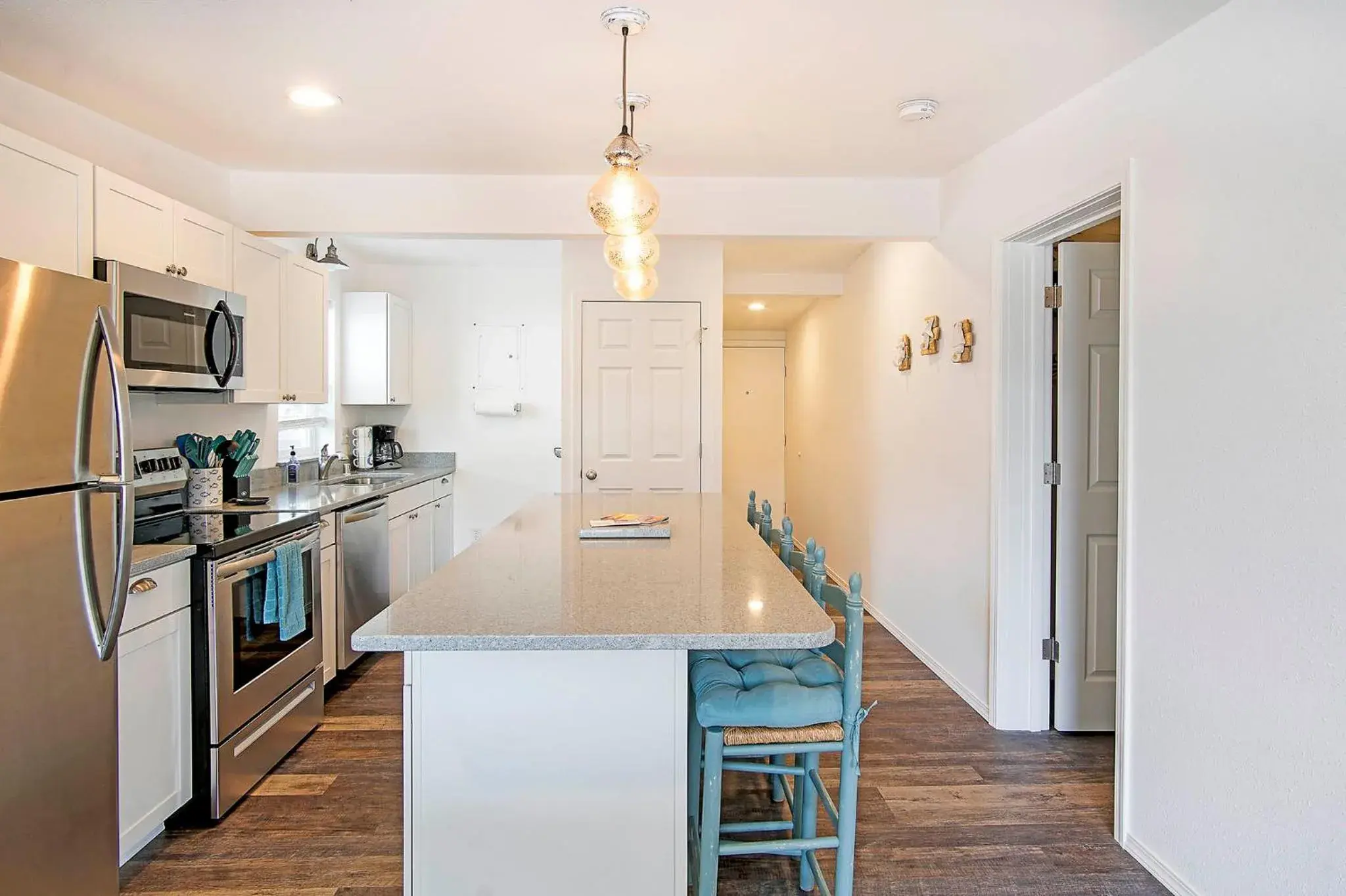 Blue Skys Condo Blue Skys Condo