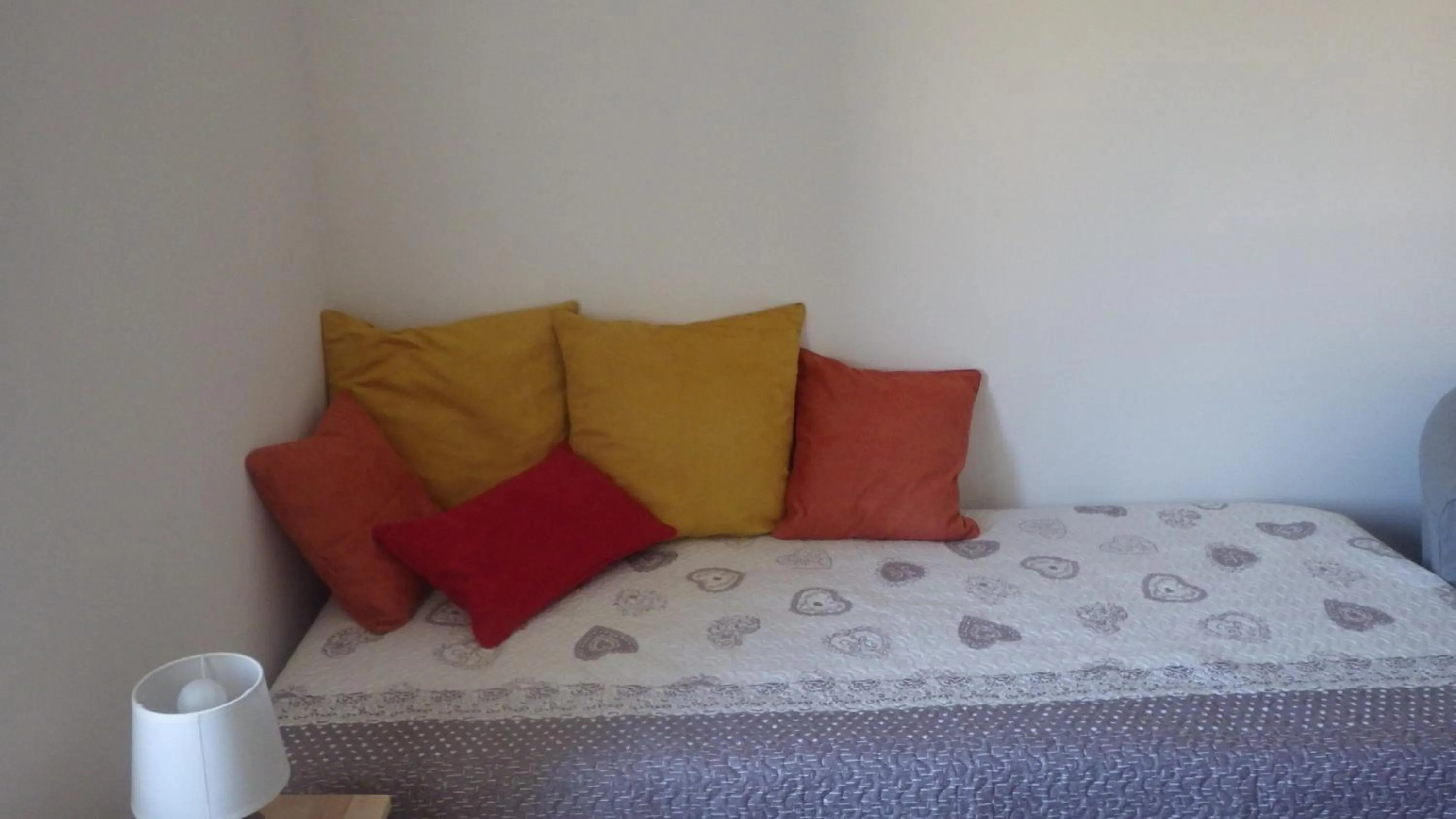 Bed in La maison de l'écluse