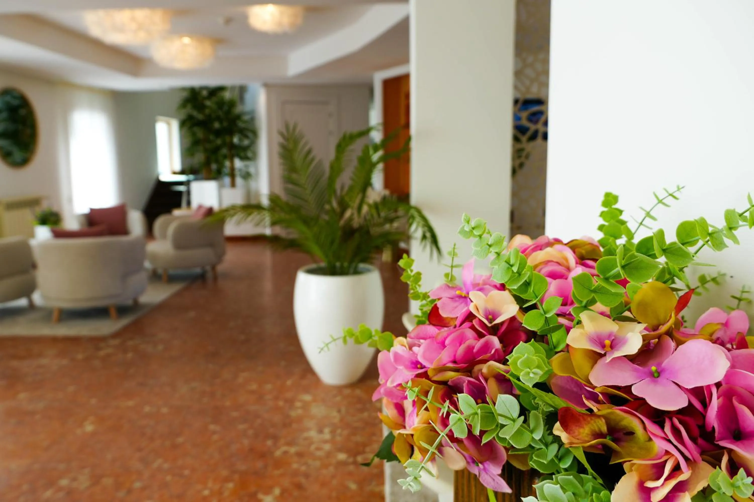 Lobby or reception in Miramar Hotel Spa & Apartments