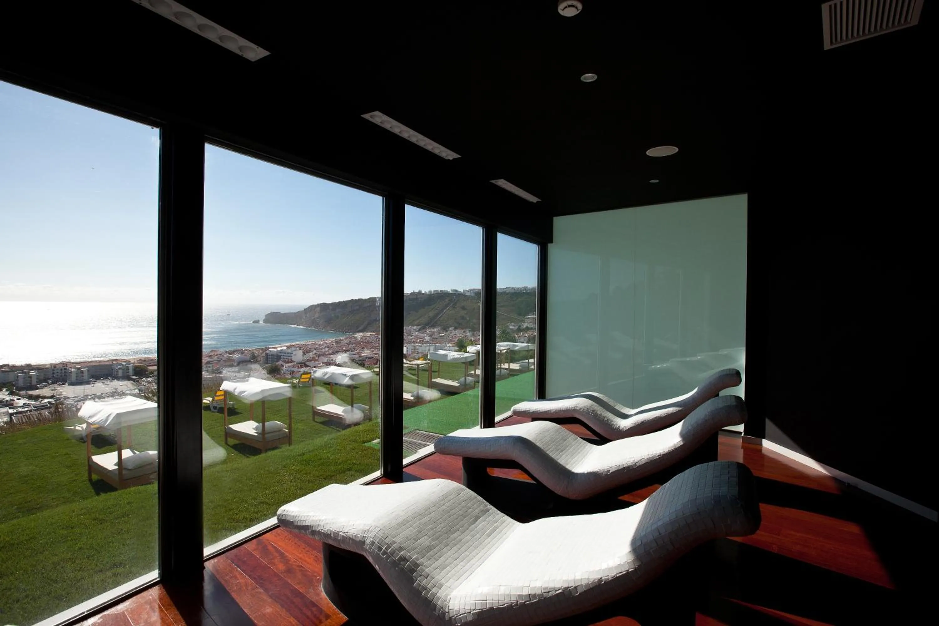 Spa and wellness centre/facilities in Miramar Hotel Spa & Apartments