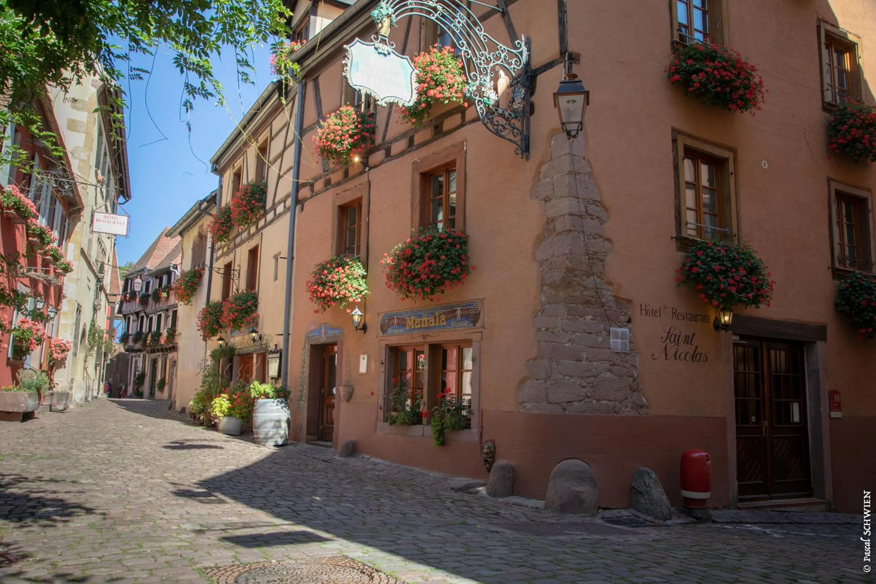 Restaurant/places to eat in Hôtel le Saint Nicolas
