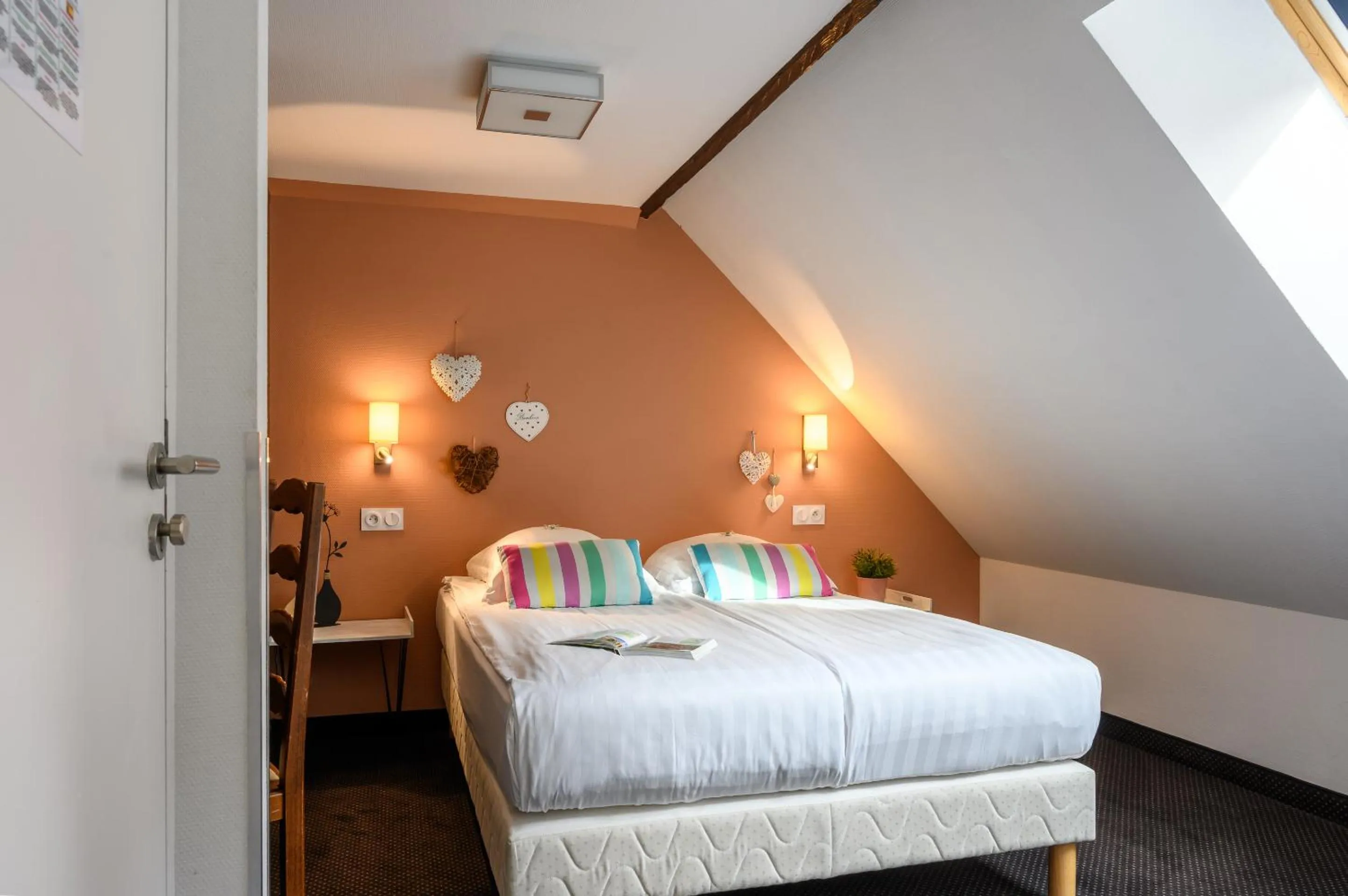 Bed in Hôtel le Saint Nicolas