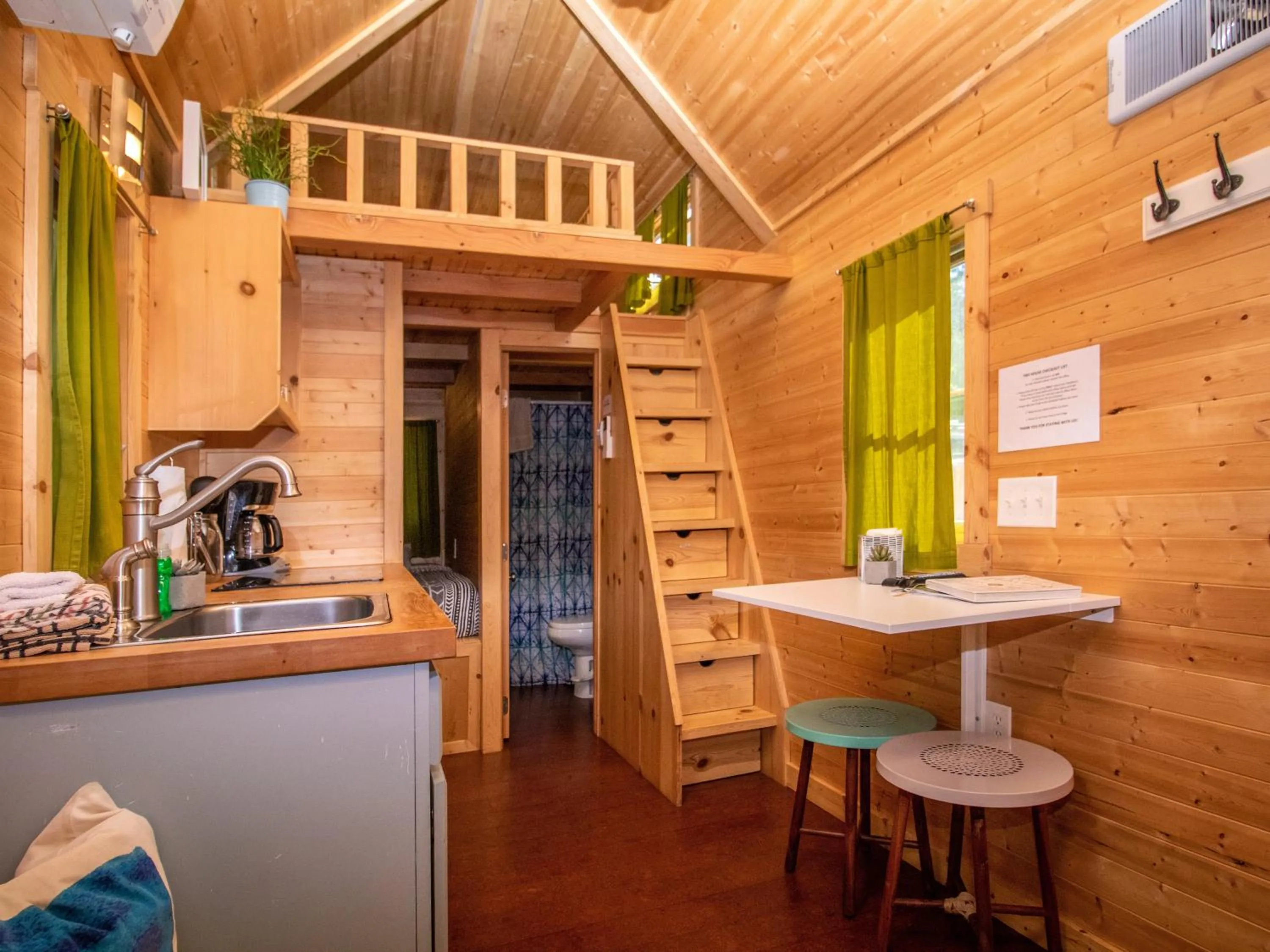 Mt Hood Tiny House Village