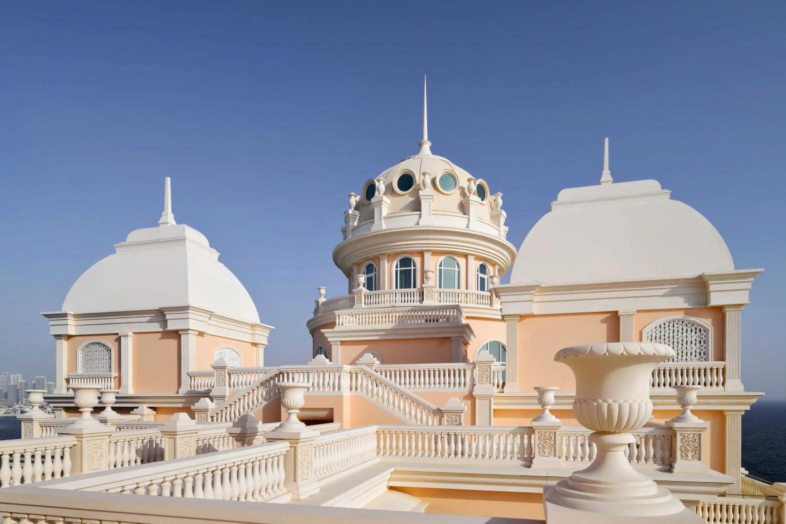 Landmark view in Raffles The Palm