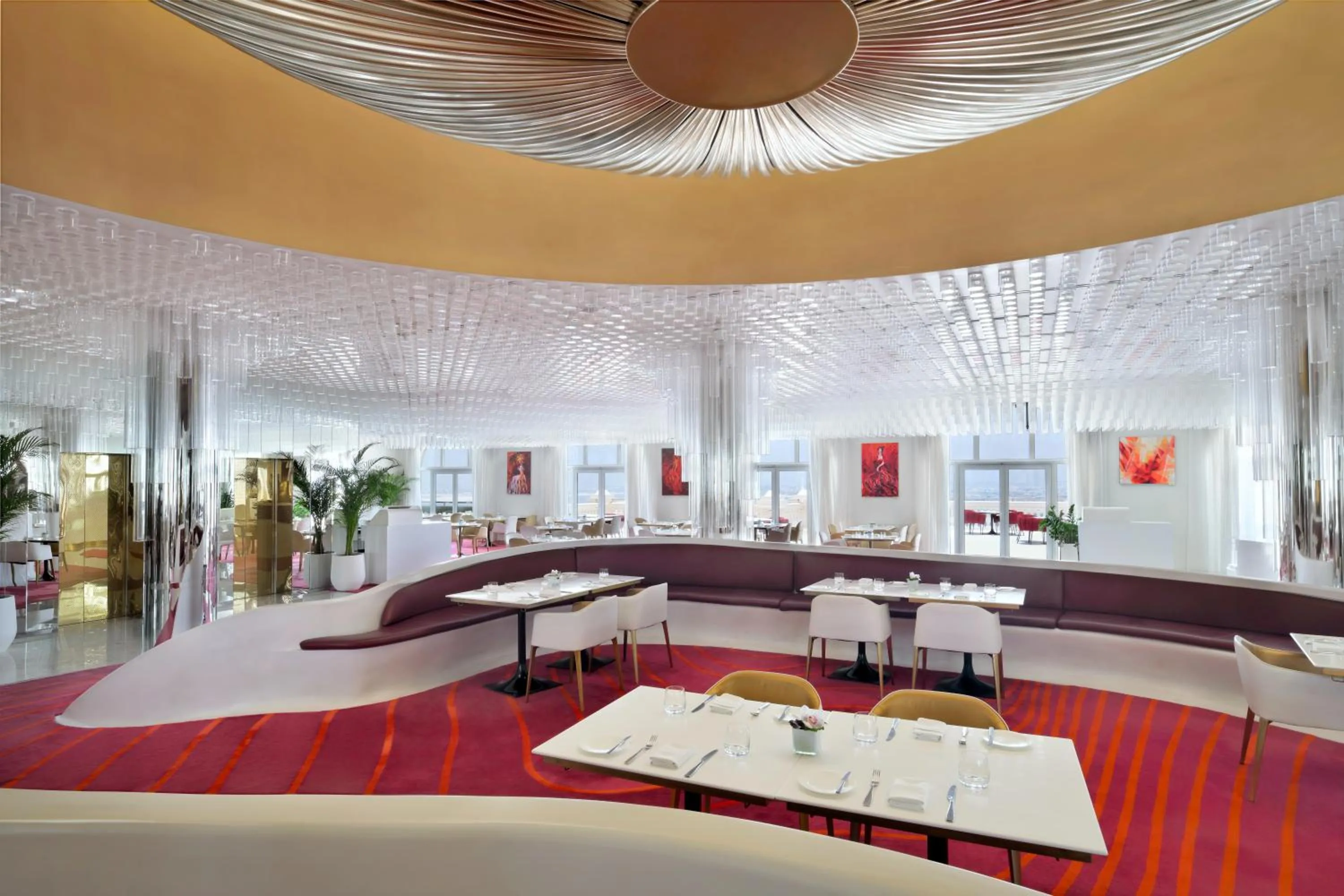 Restaurant/places to eat in Raffles The Palm