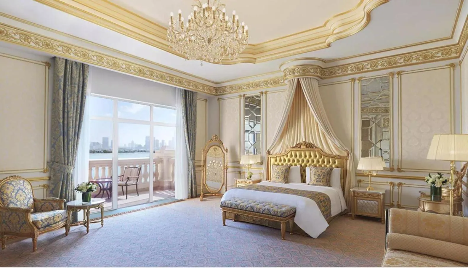 Photo of the whole room, Bed in Raffles The Palm