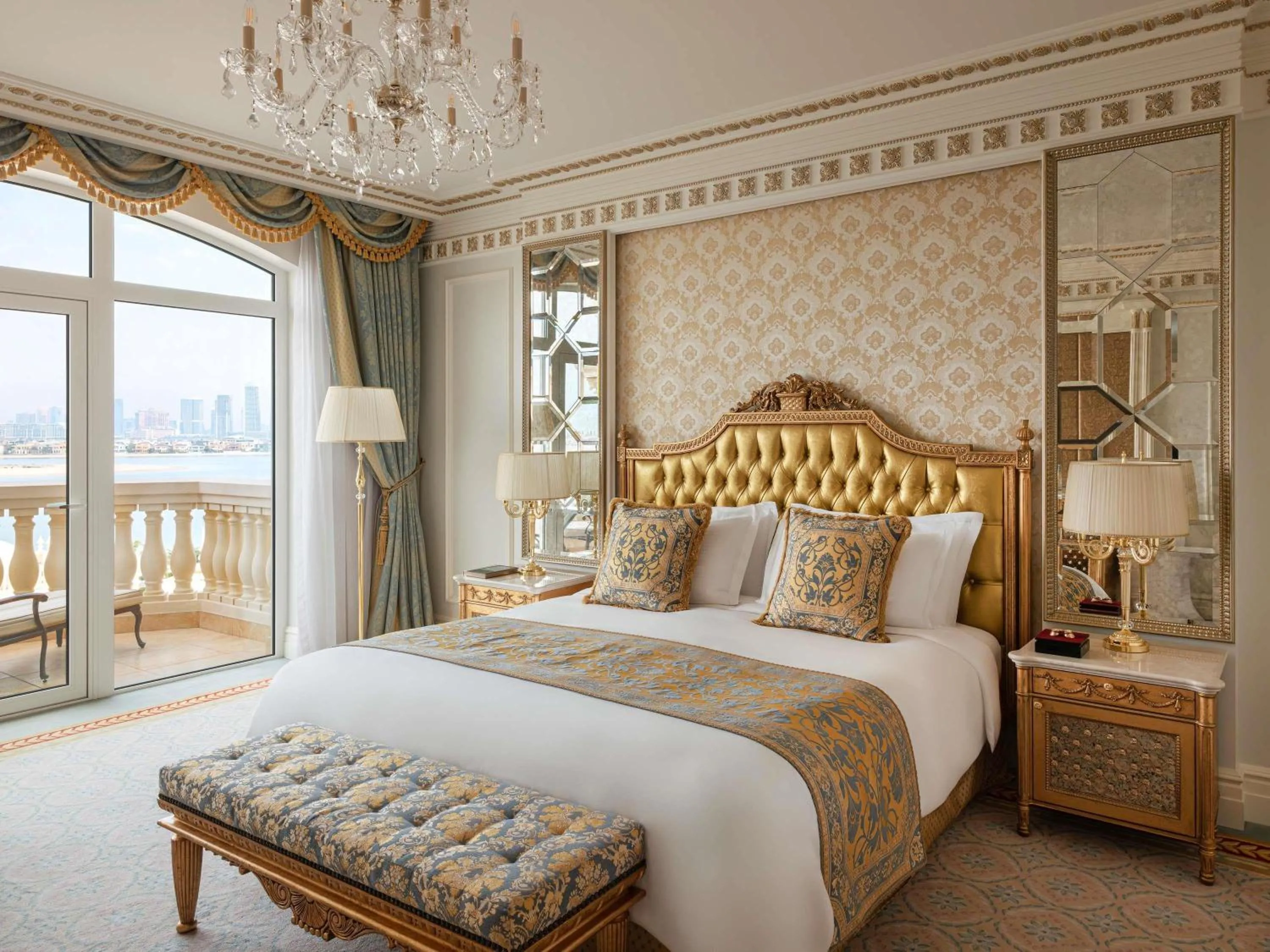 Bedroom, Bed in Raffles The Palm