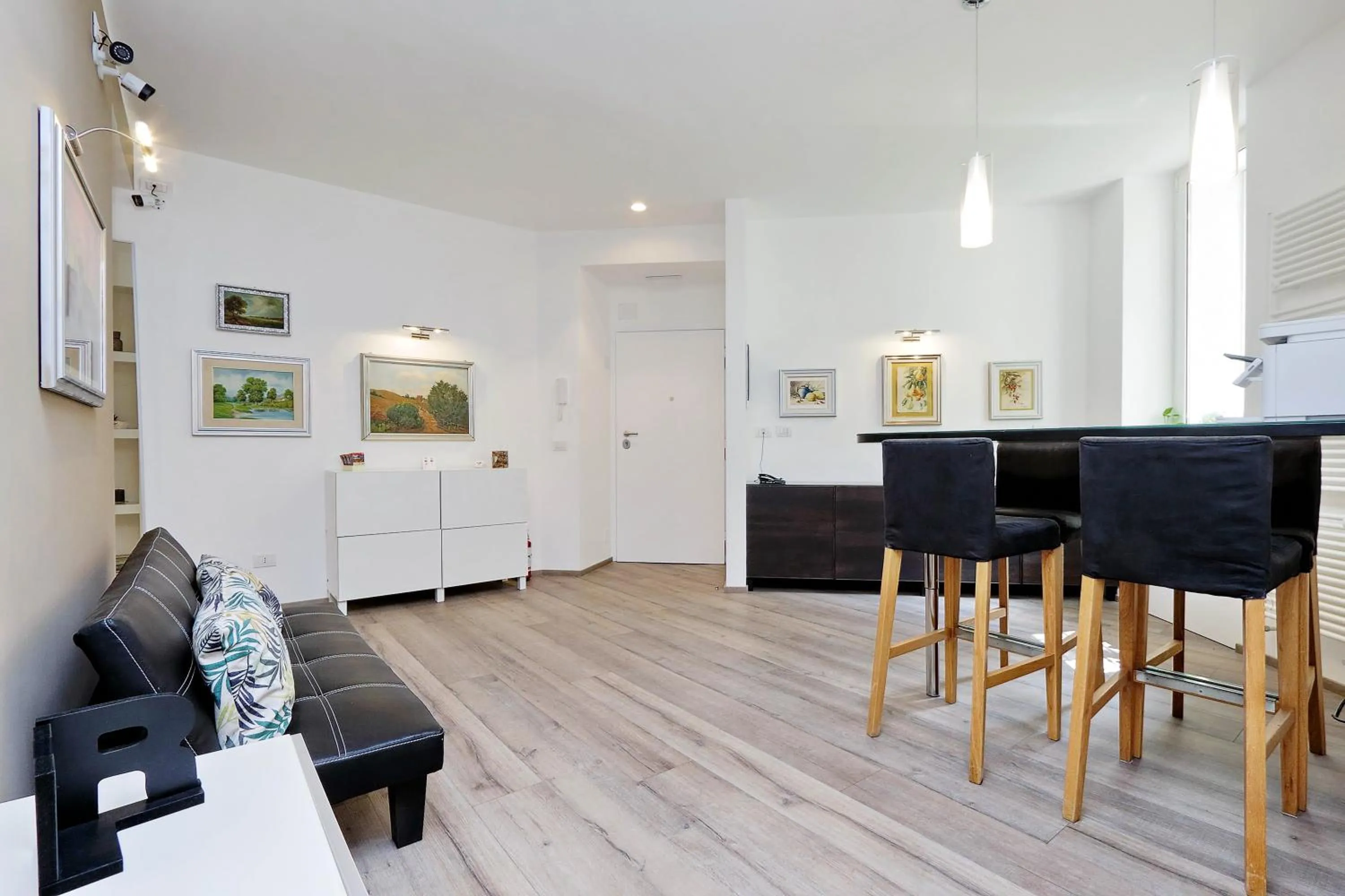 Communal lounge/ TV room in Victory Rooms