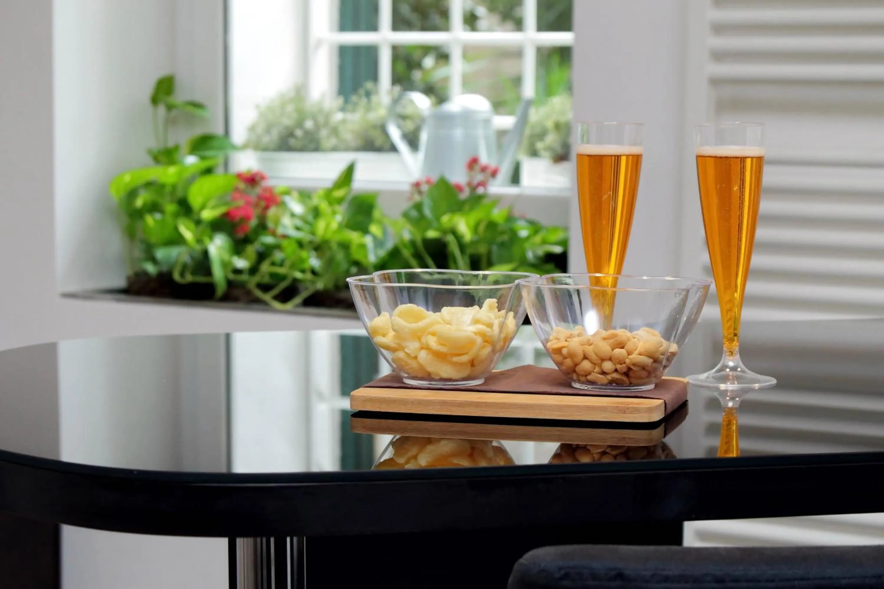 Food in Victory Rooms