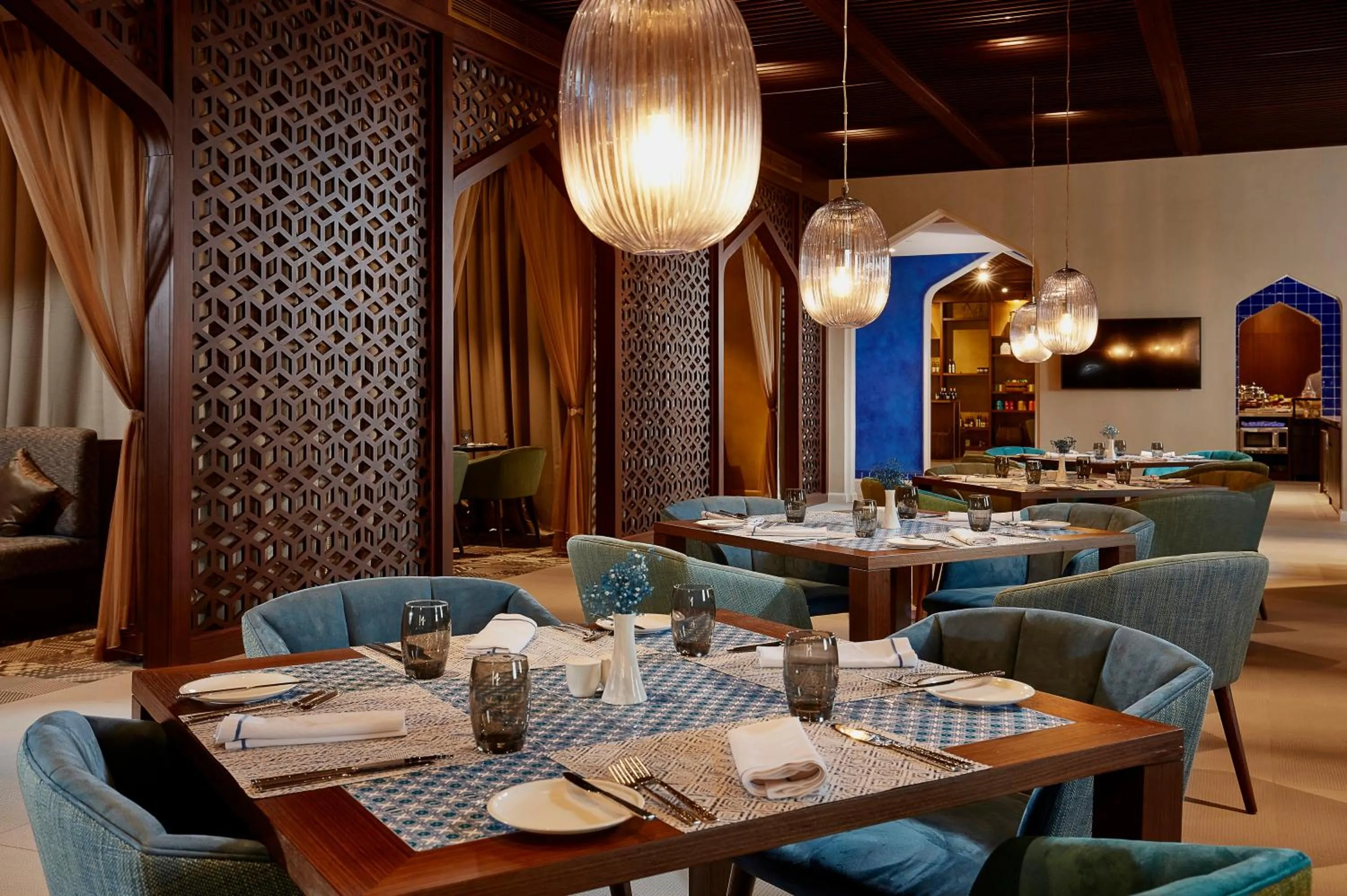 Restaurant/places to eat in Shaza Riyadh