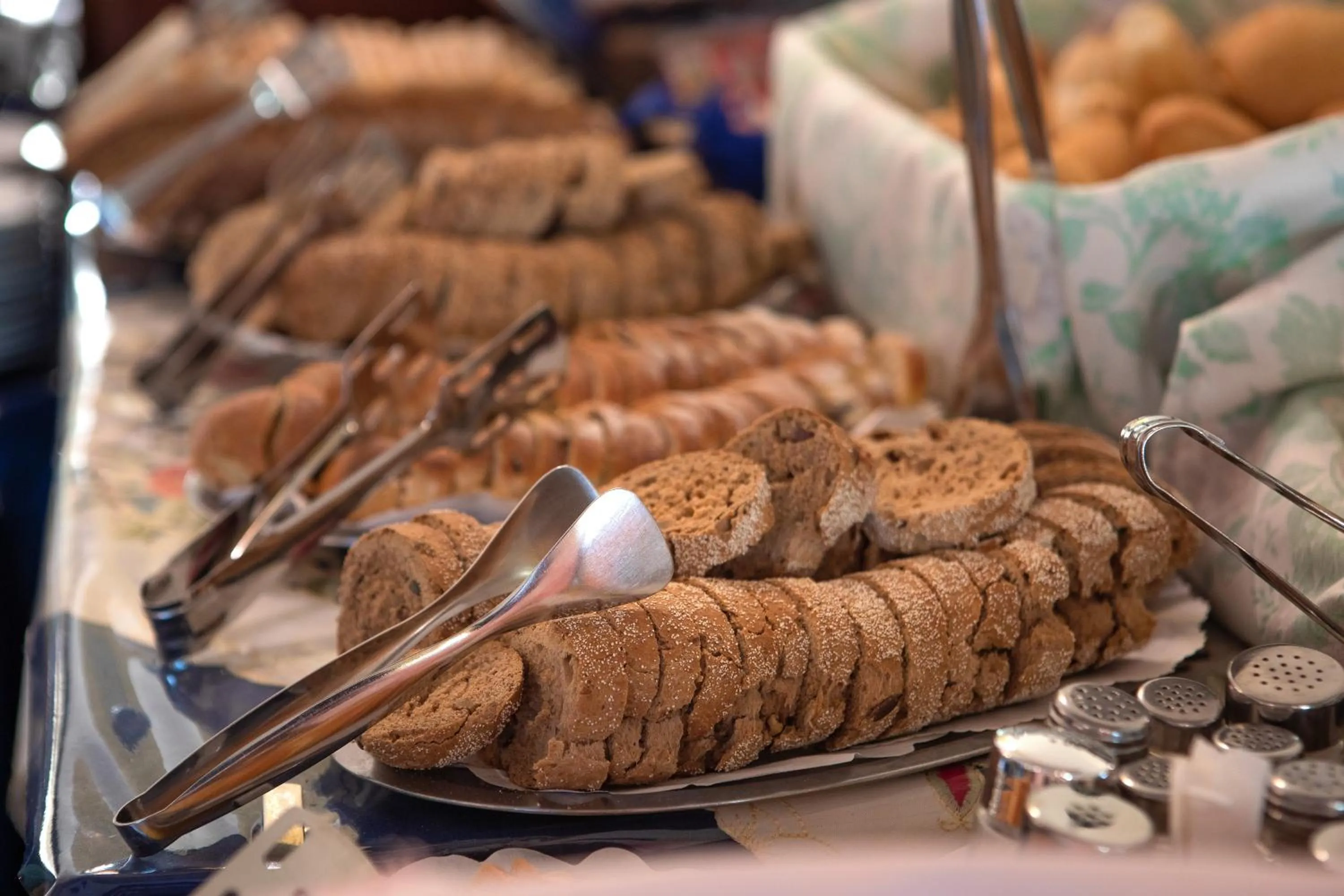 Food and drinks in Hotel Napoleon