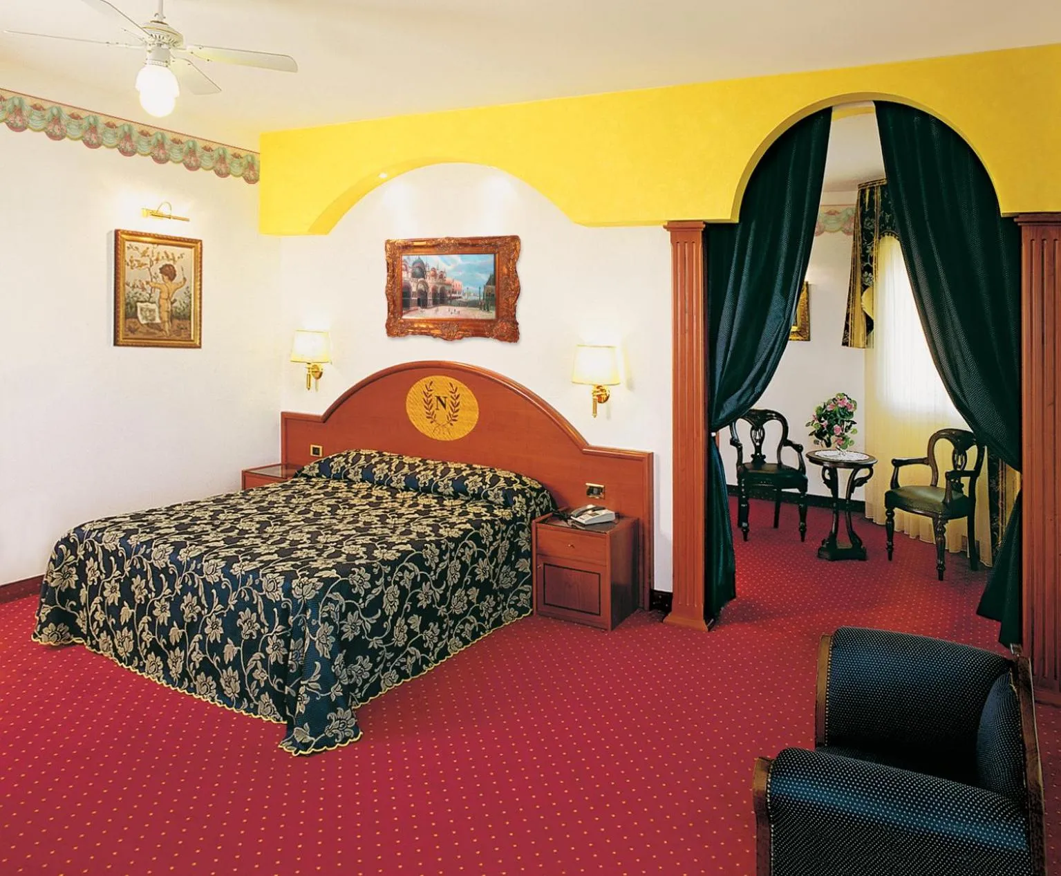 Photo of the whole room, Bed in Hotel Napoleon