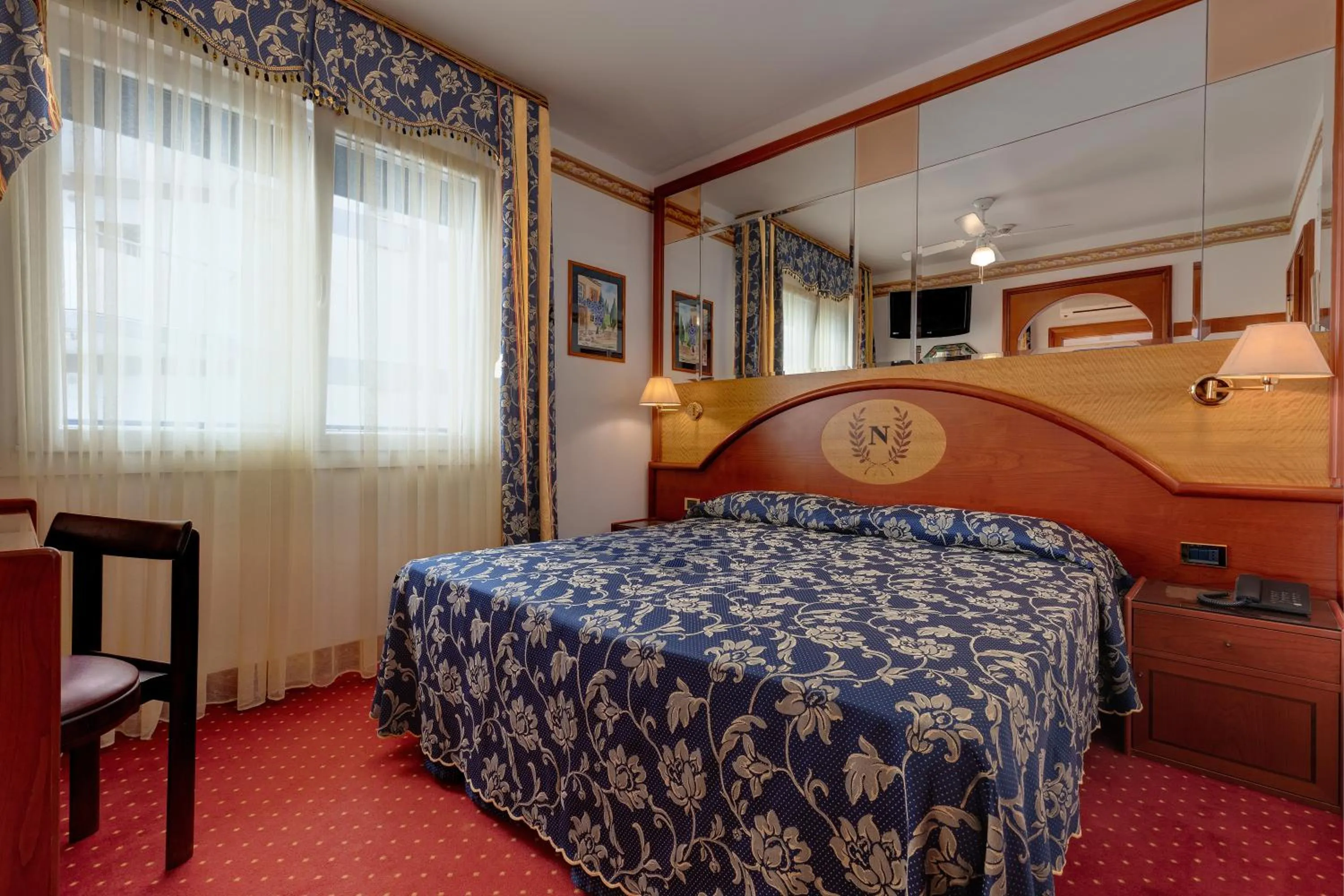 Photo of the whole room, Bed in Hotel Napoleon