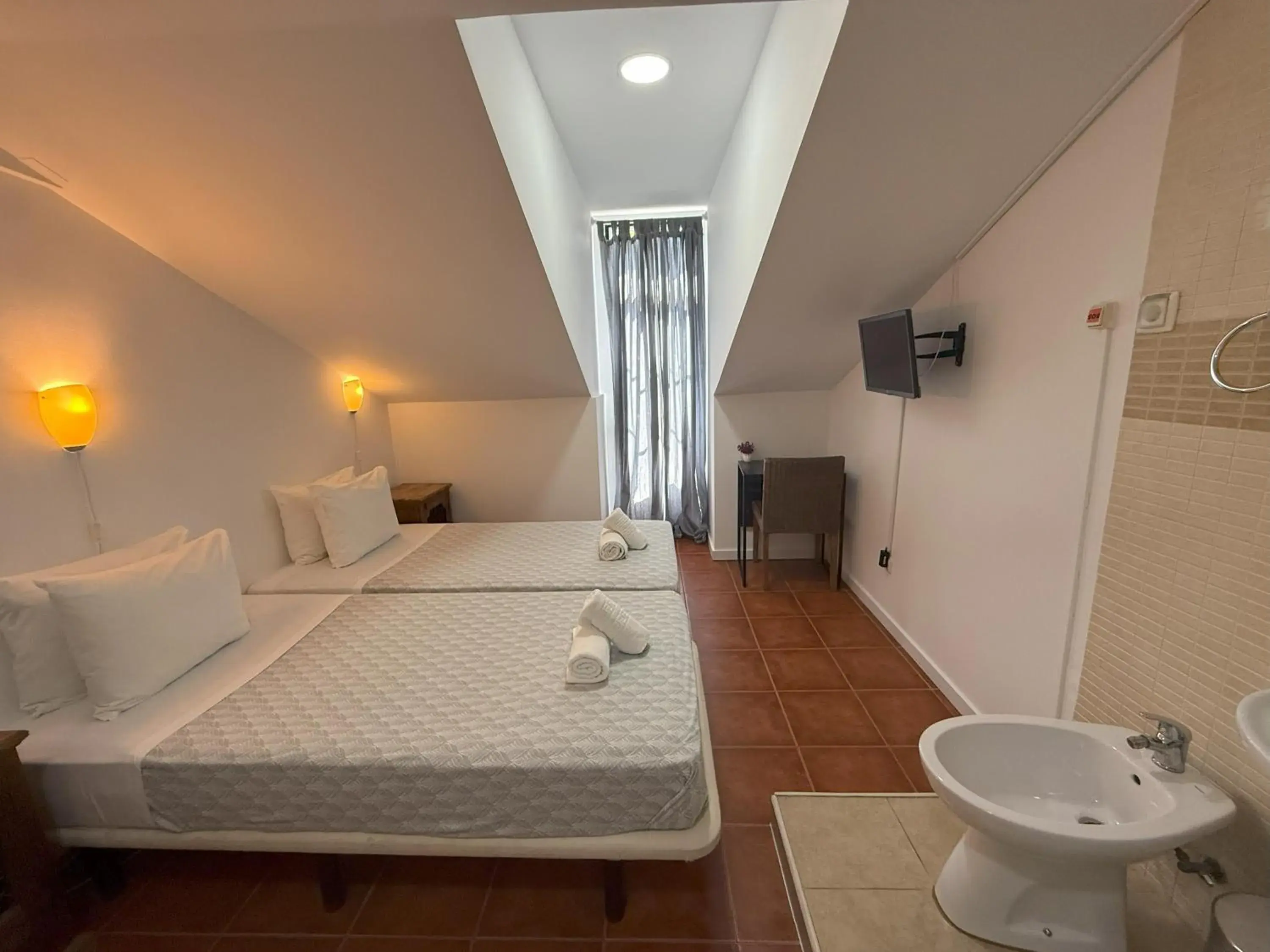 Twin Room with Shower in Pouso Dos Anjos Twin Room with Shower in Pouso Dos Anjos