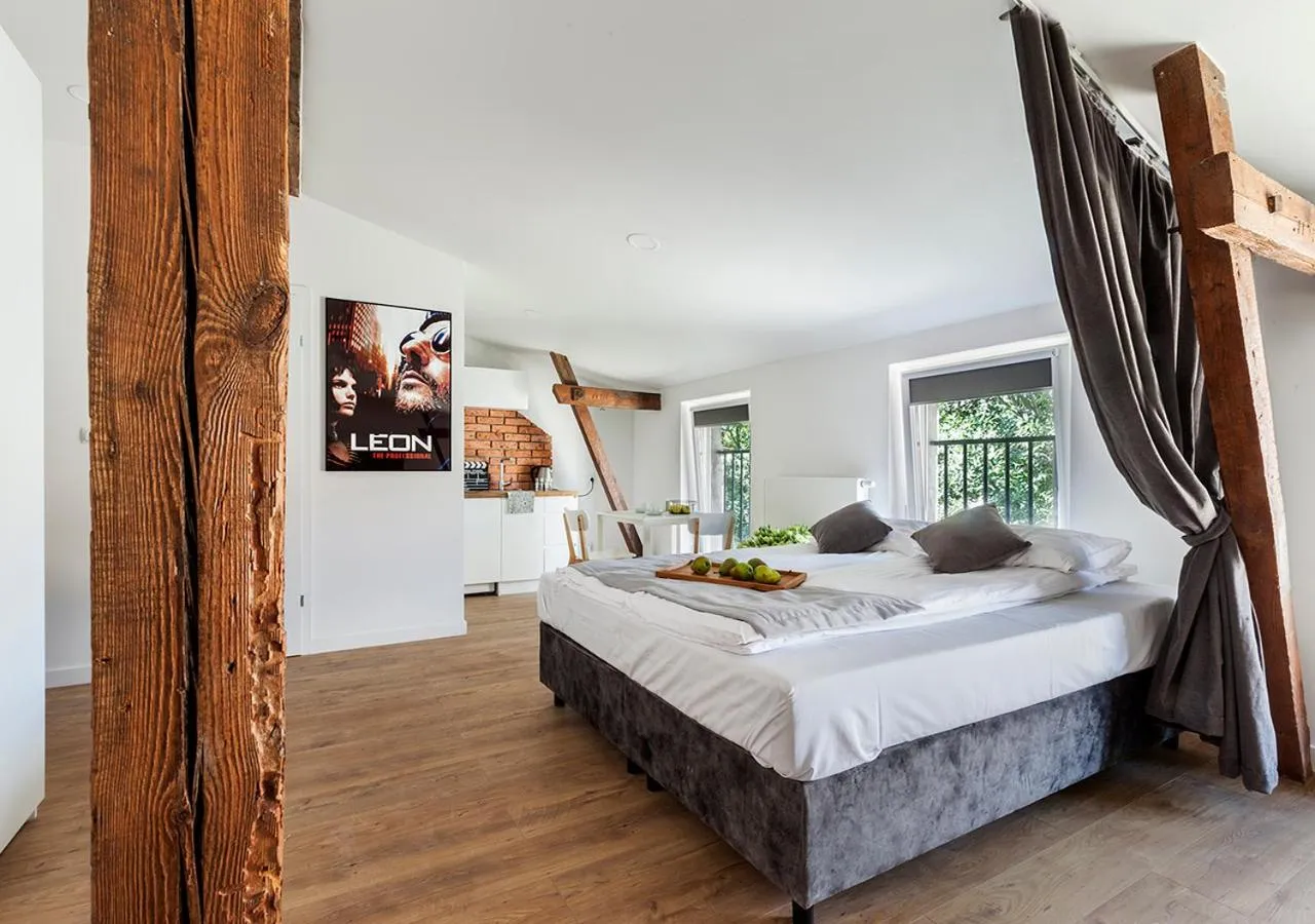 Coffee/tea facilities in Cinema Apartments