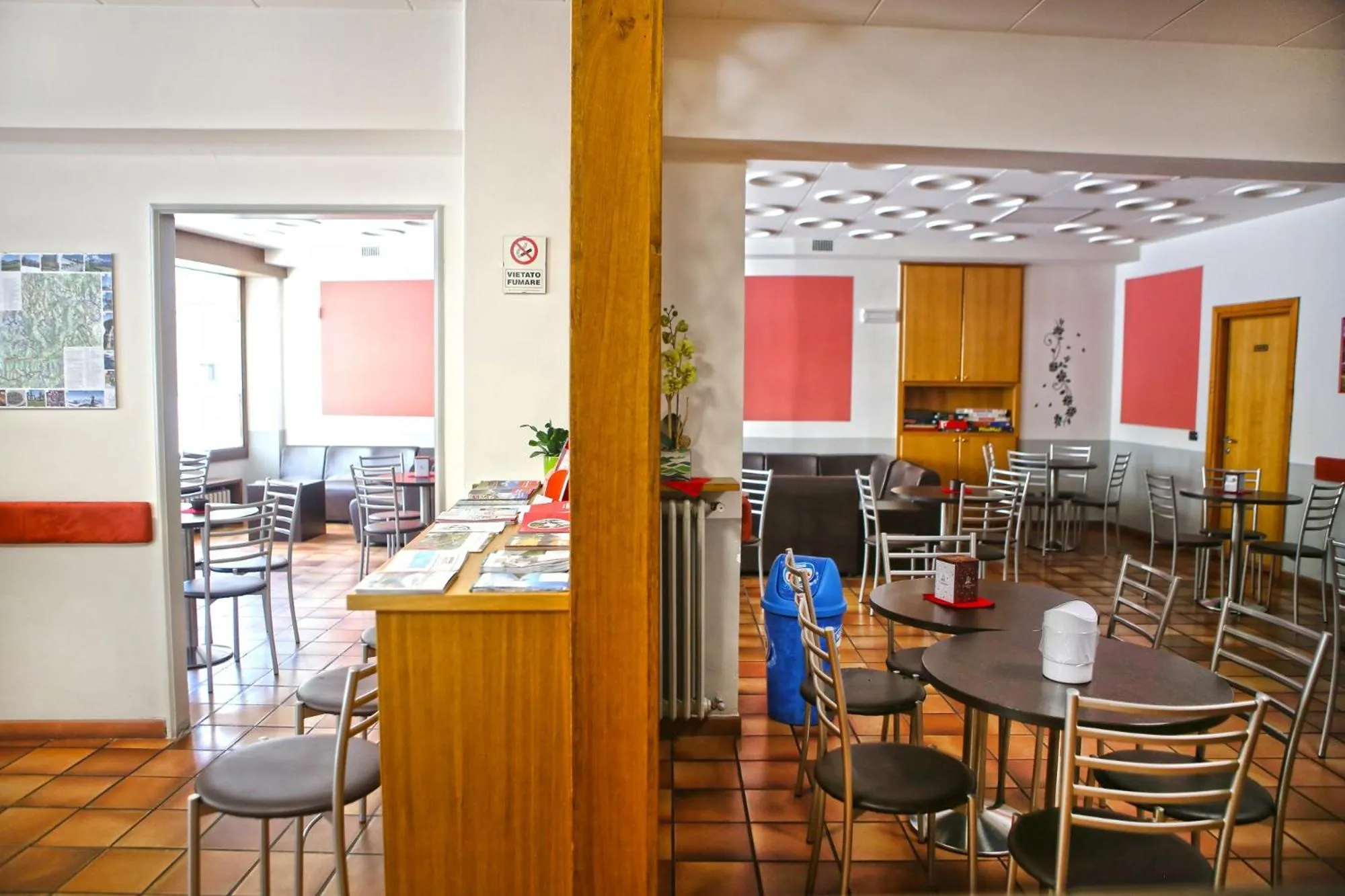 Communal lounge/ TV room in Albergo Gusmeroli