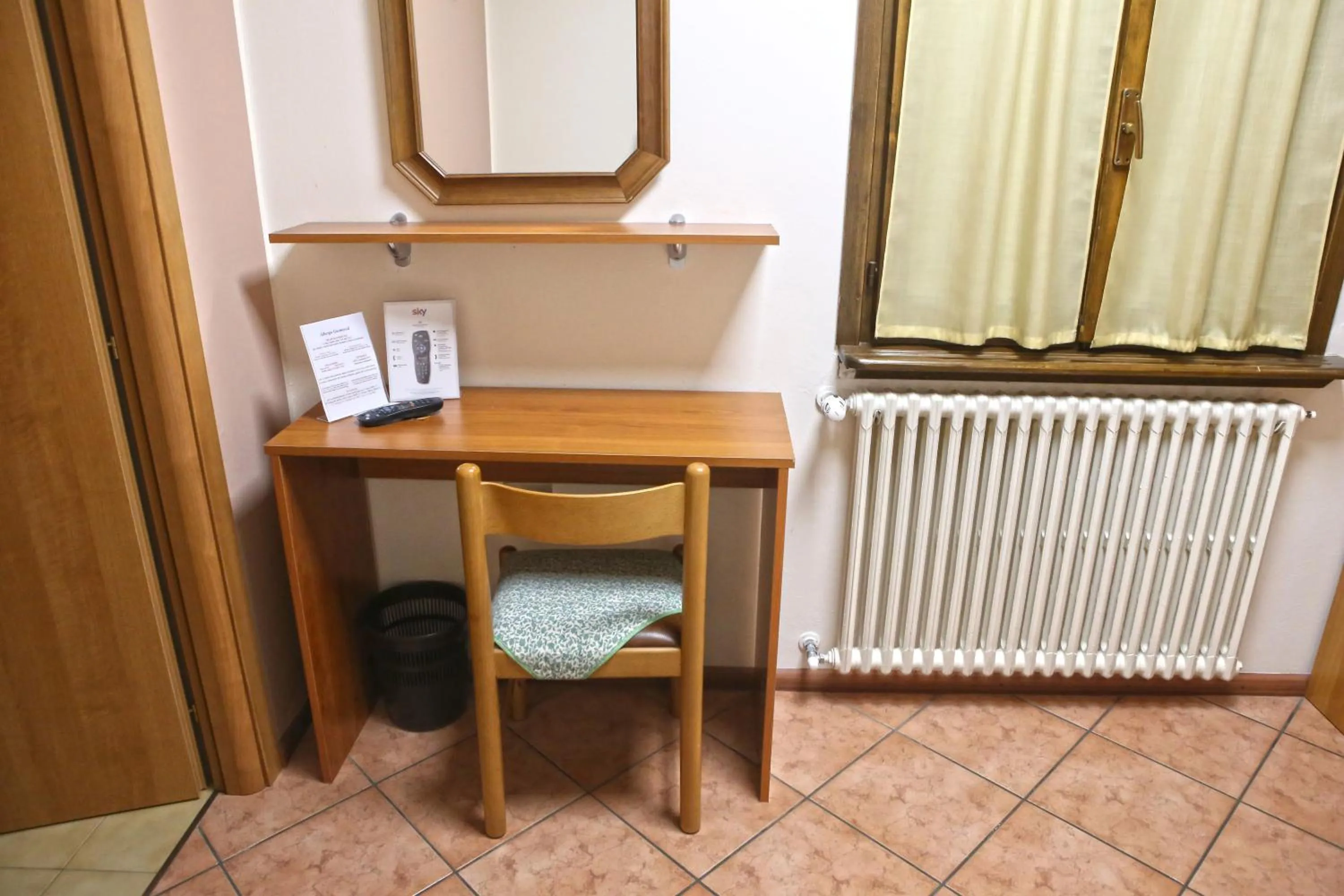 Photo of the whole room in Albergo Gusmeroli