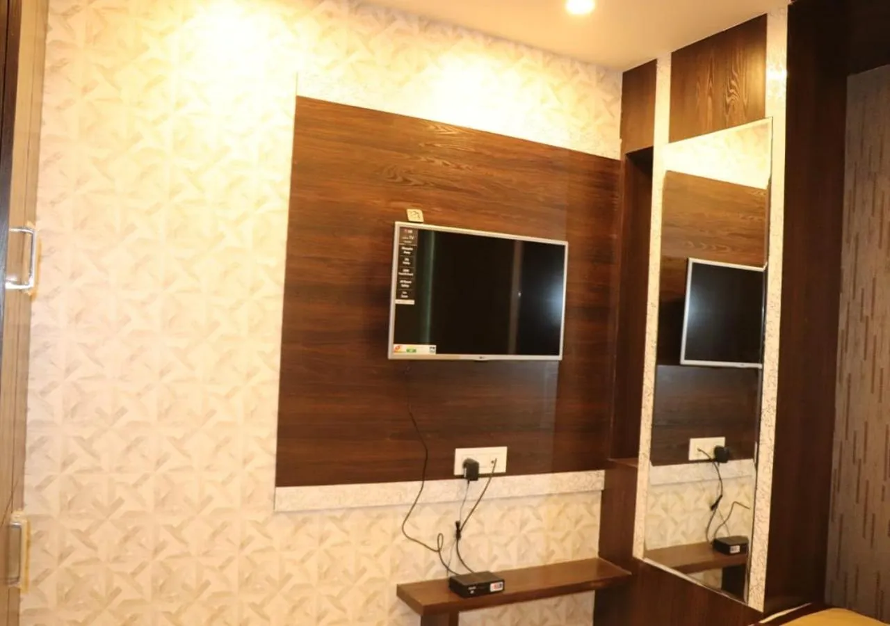 TV and multimedia in Hotel Angina