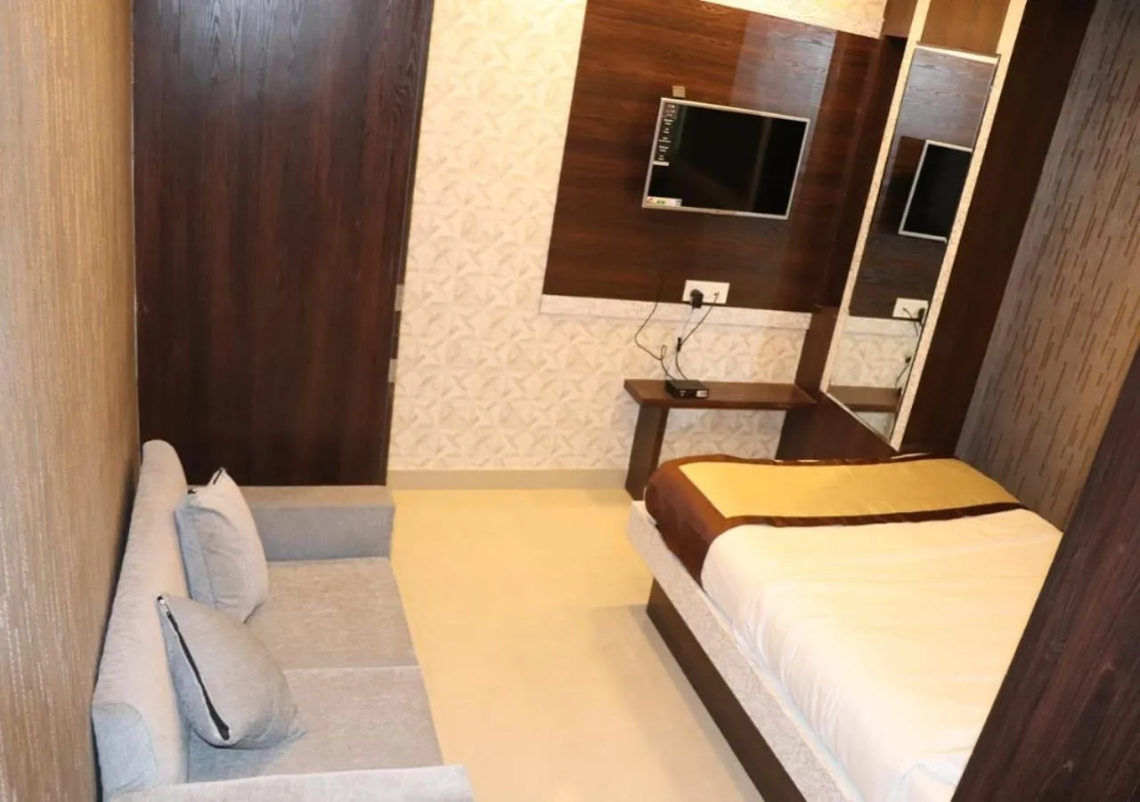 Photo of the whole room, Bed in Hotel Angina