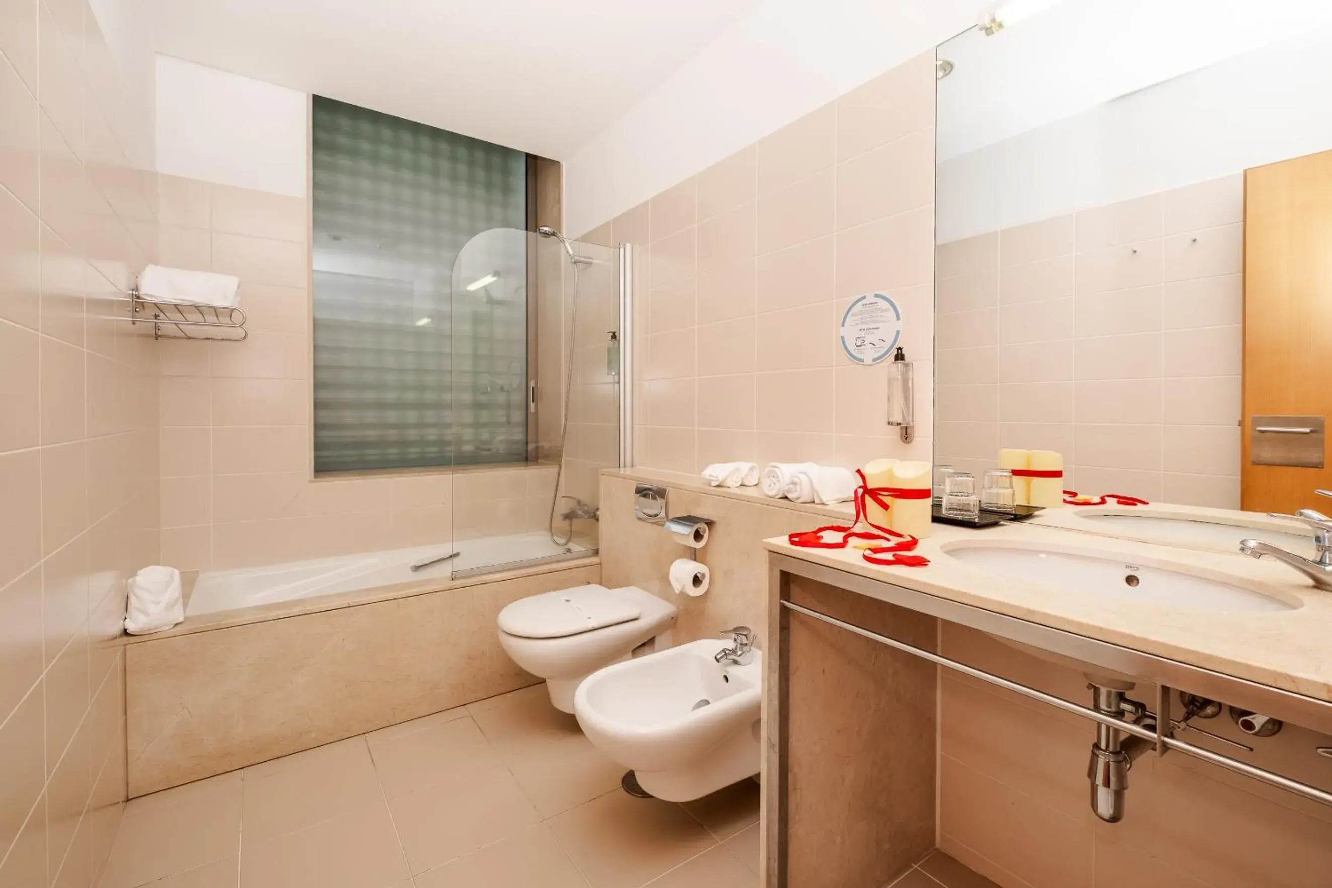 Double or Twin Room with Romantic in Axis Ponte de Lima Golf Resort Hotel Double or Twin Room with Romantic in Axis Ponte de Lima Golf Resort Hotel