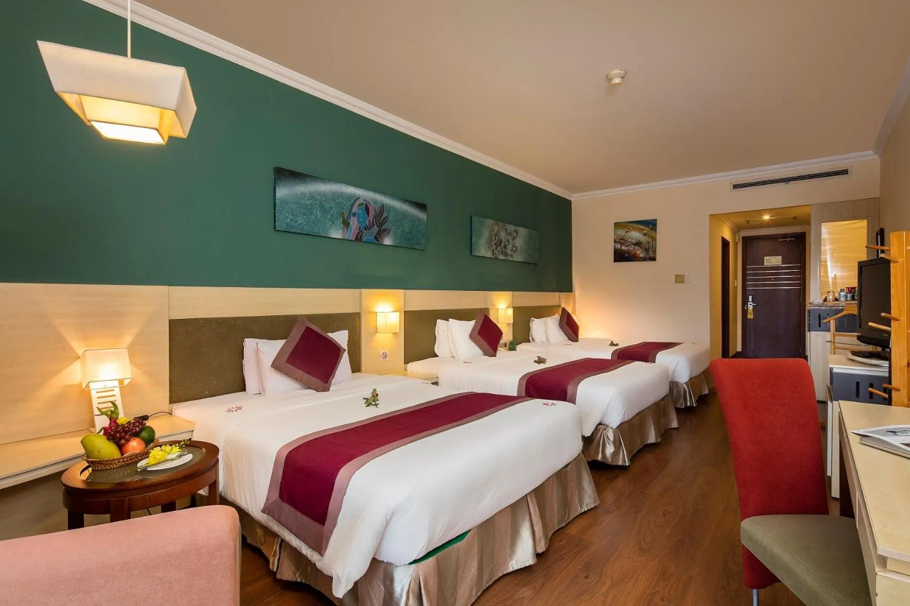 Bedroom, Bed in Sai Gon Quang Binh Hotel