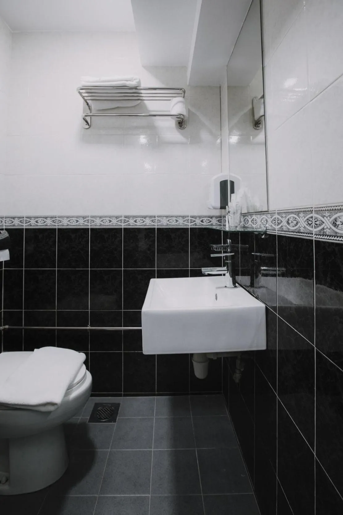 Bathroom in Butternut Tree Hotel