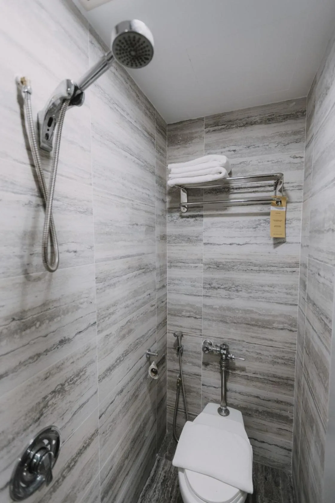 Bathroom in Butternut Tree Hotel