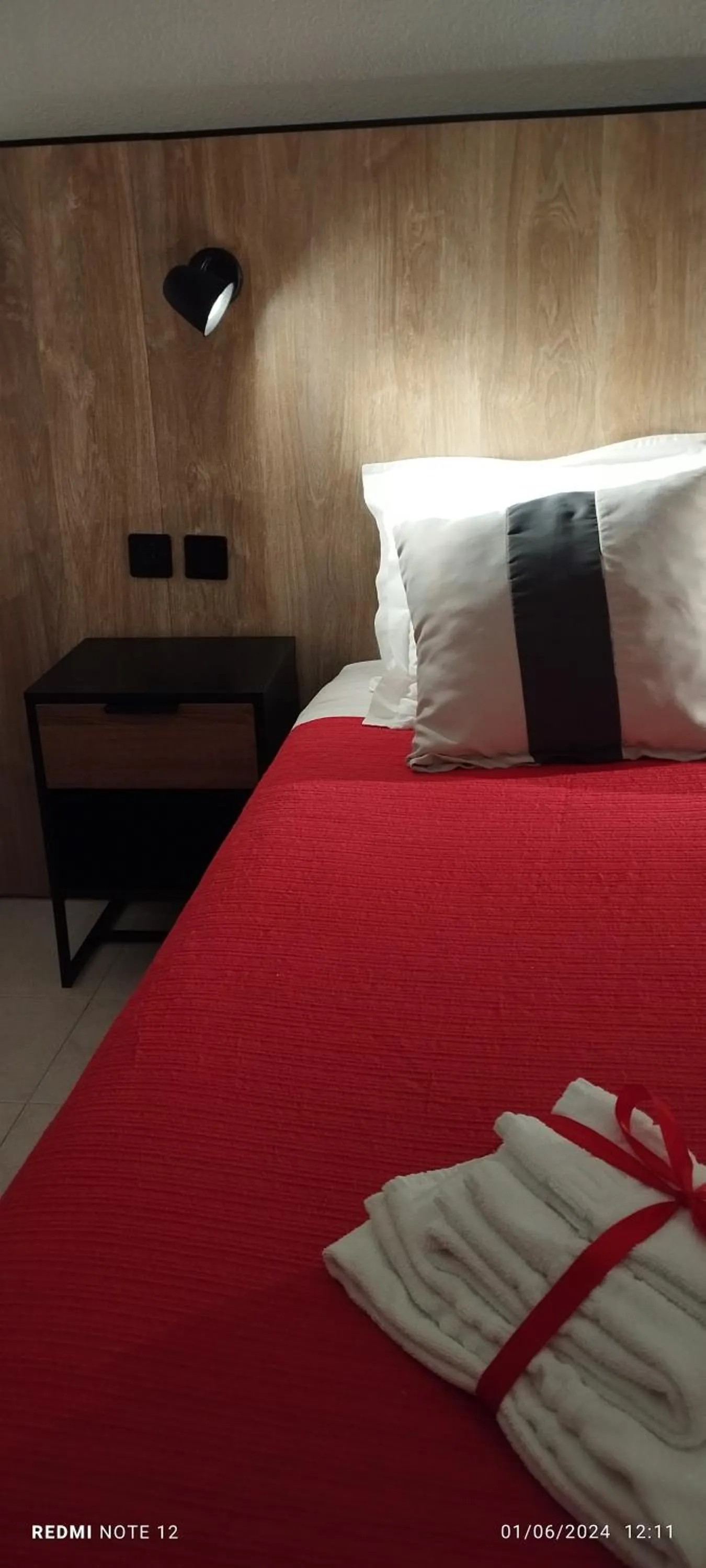 Bed in Hotel Alnacir