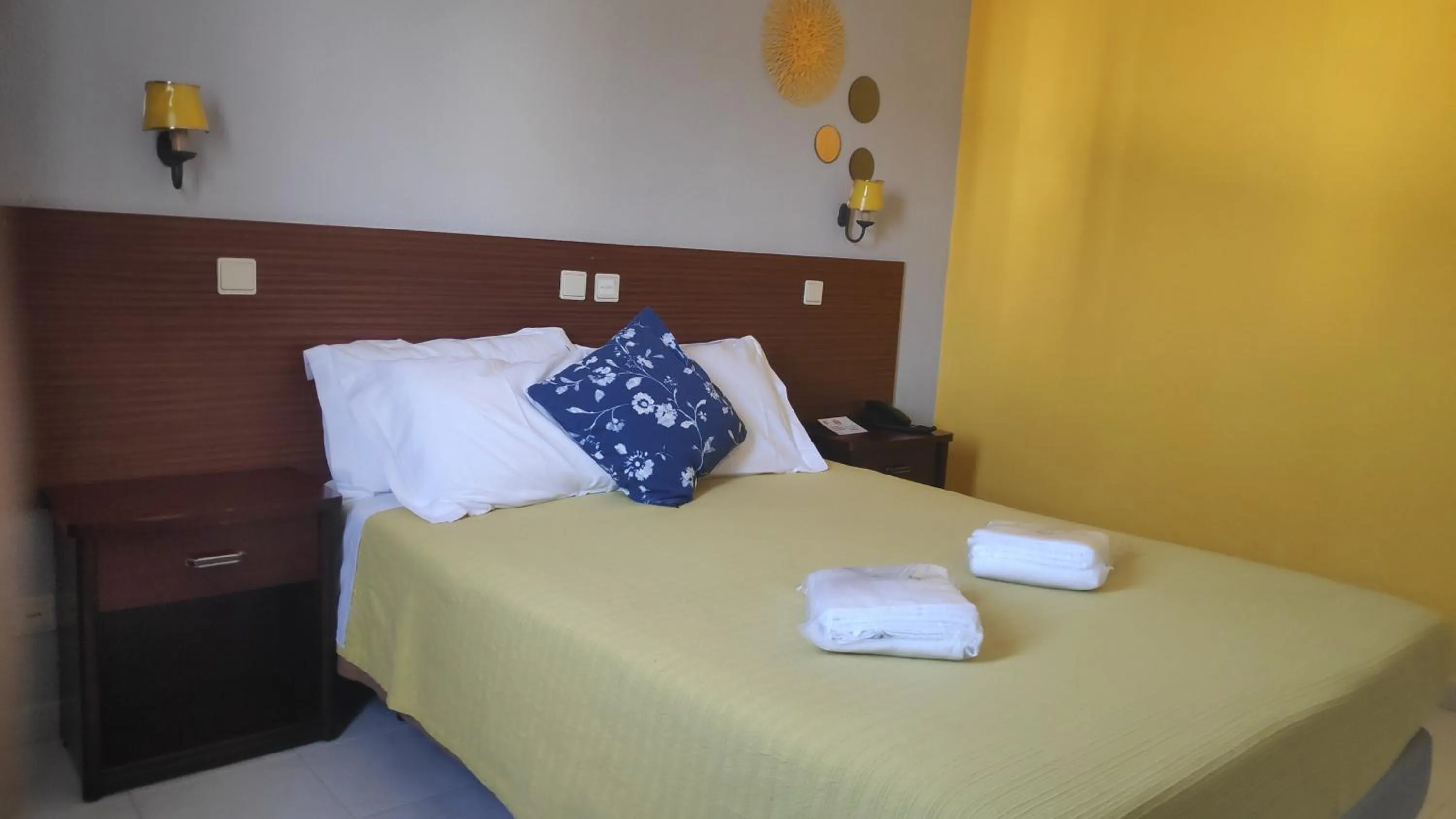 Bed in Hotel Alnacir