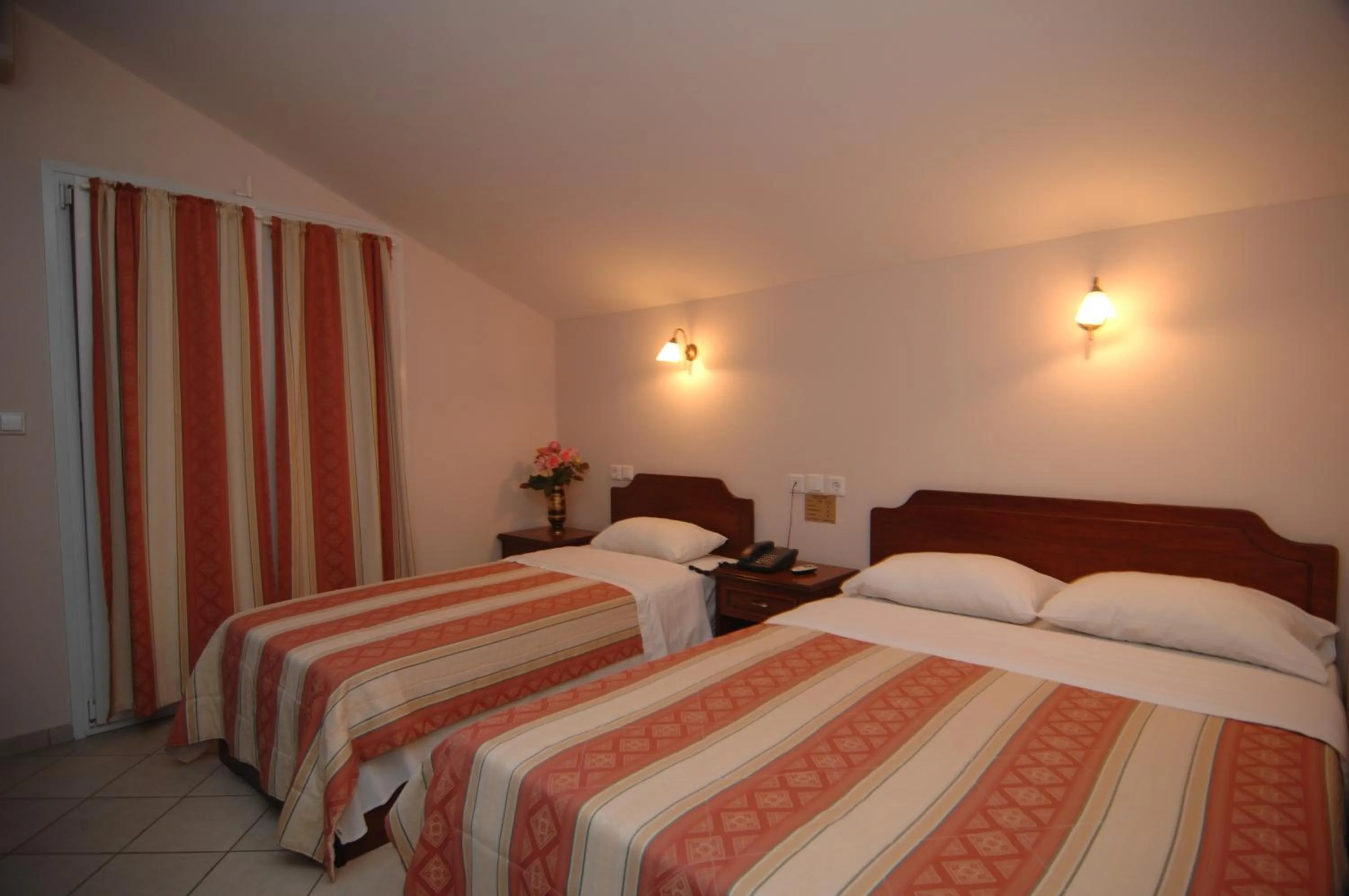 Bedroom, Bed in Kalipso