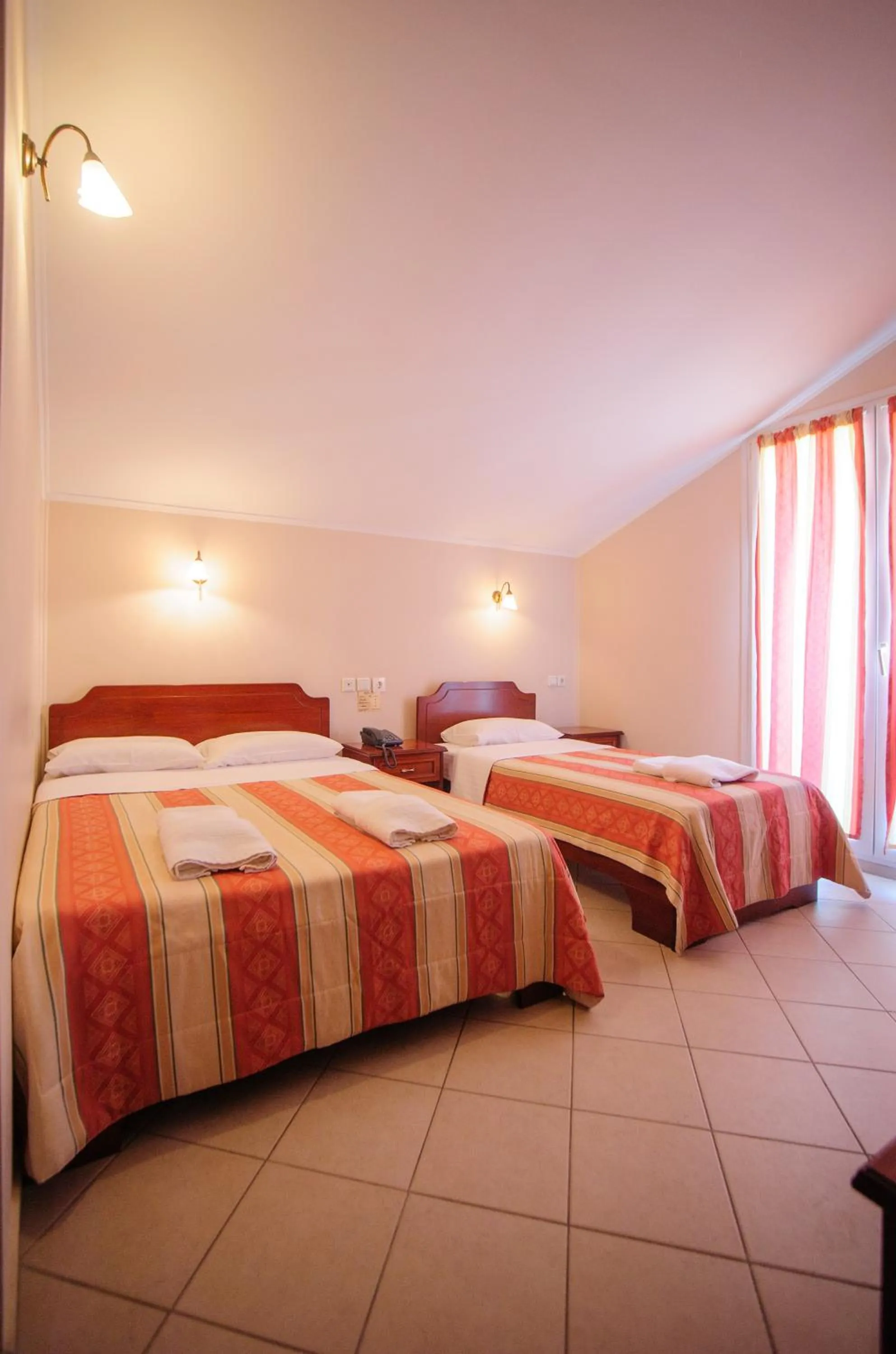 Bedroom, Bed in Kalipso