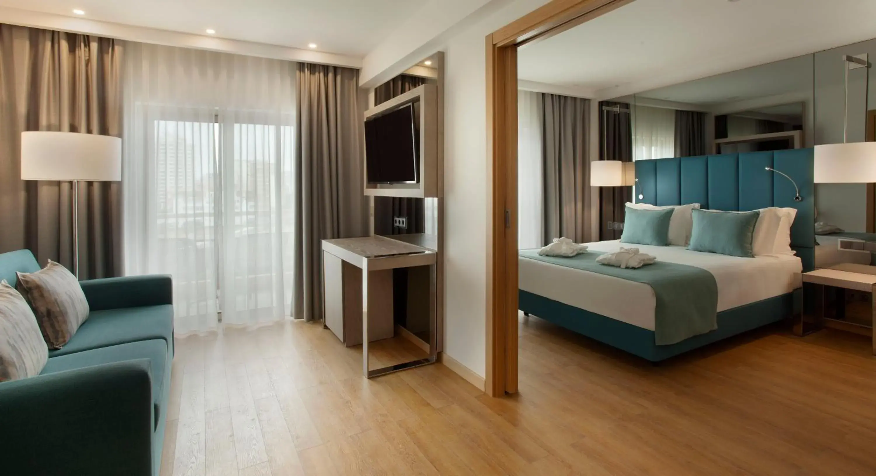 Standard Suite in TURIM Presidente Hotel Standard Suite in TURIM Presidente Hotel