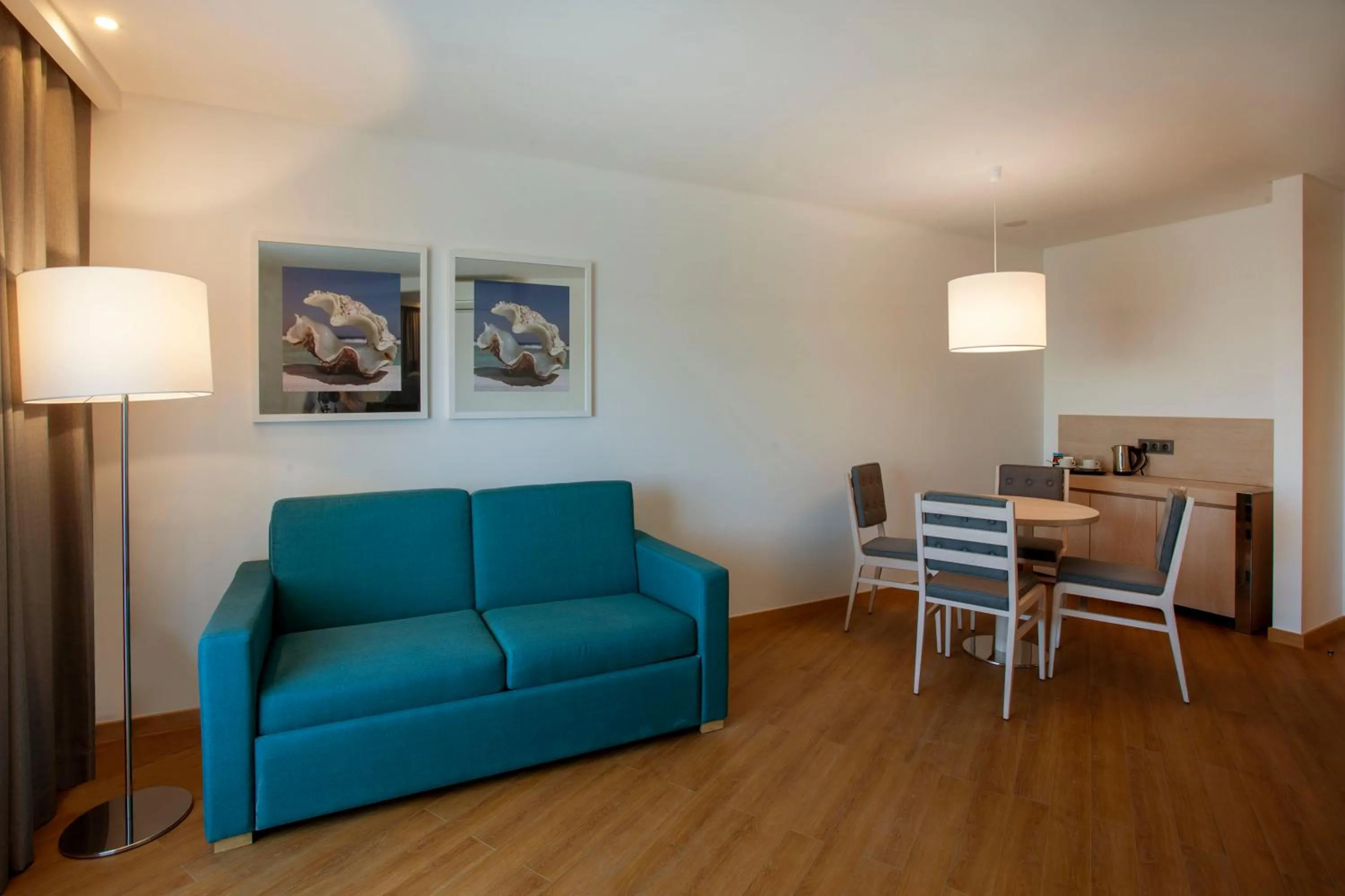 Living room in TURIM Presidente Hotel