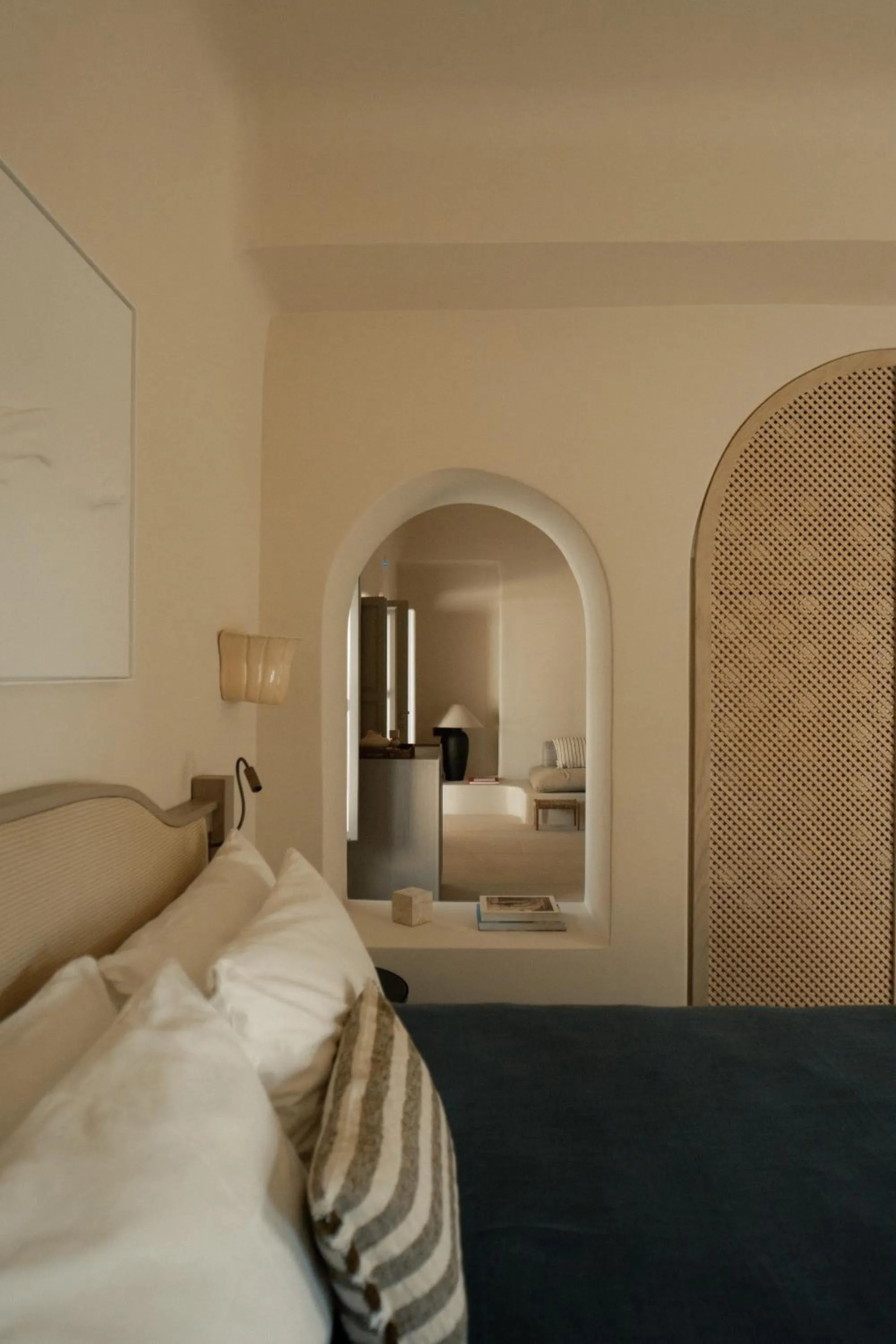 Bedroom, Bed in Black Rose Beach Suites