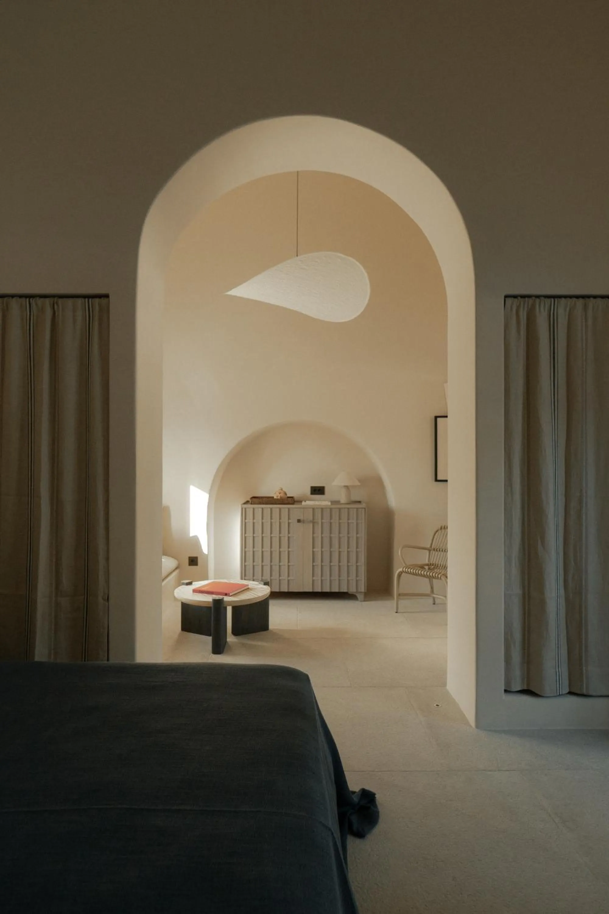 Bedroom, Bed in Black Rose Beach Suites