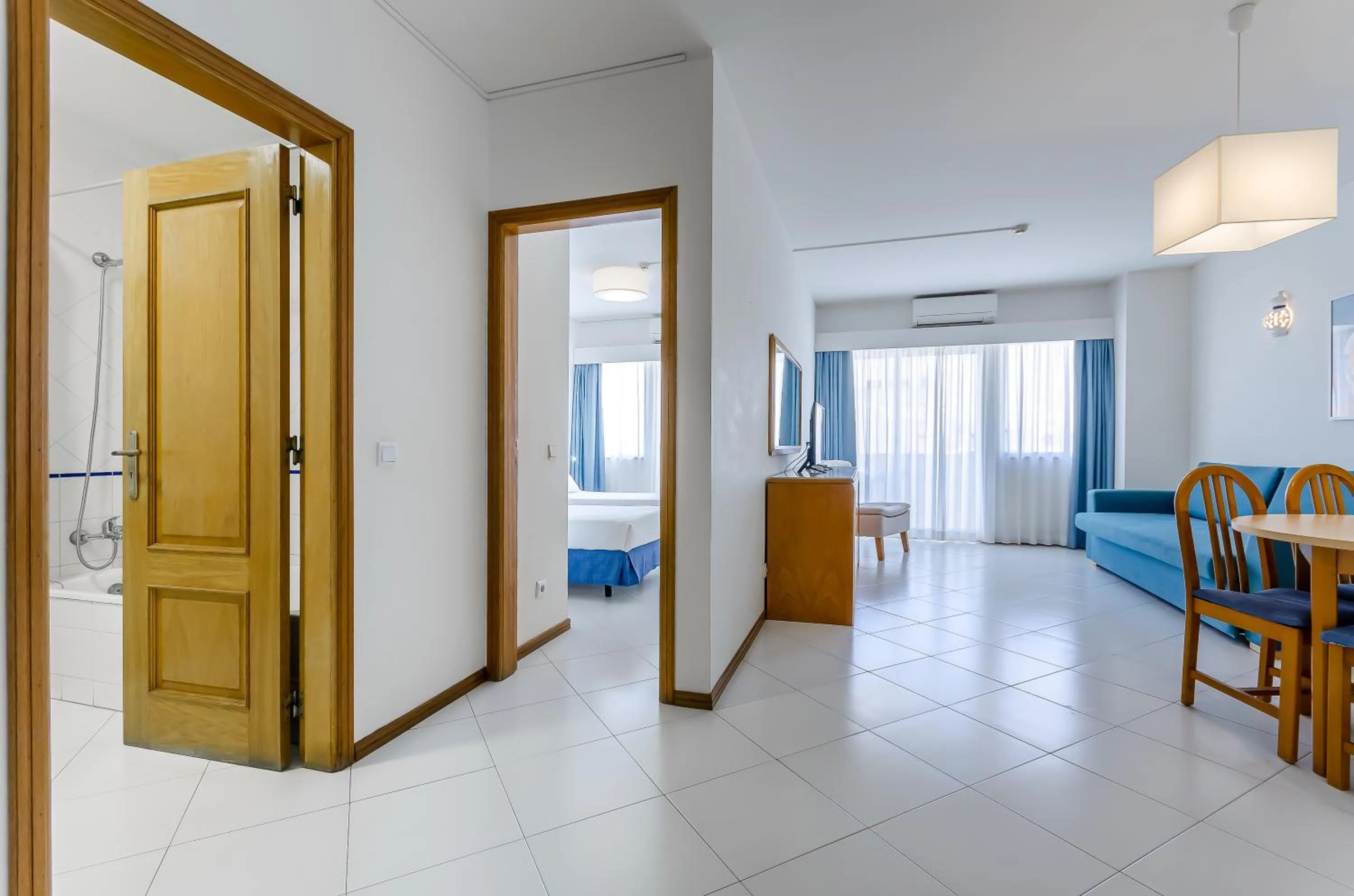 Bathroom in TURIM Algarve Mor Apartamentos Turísticos