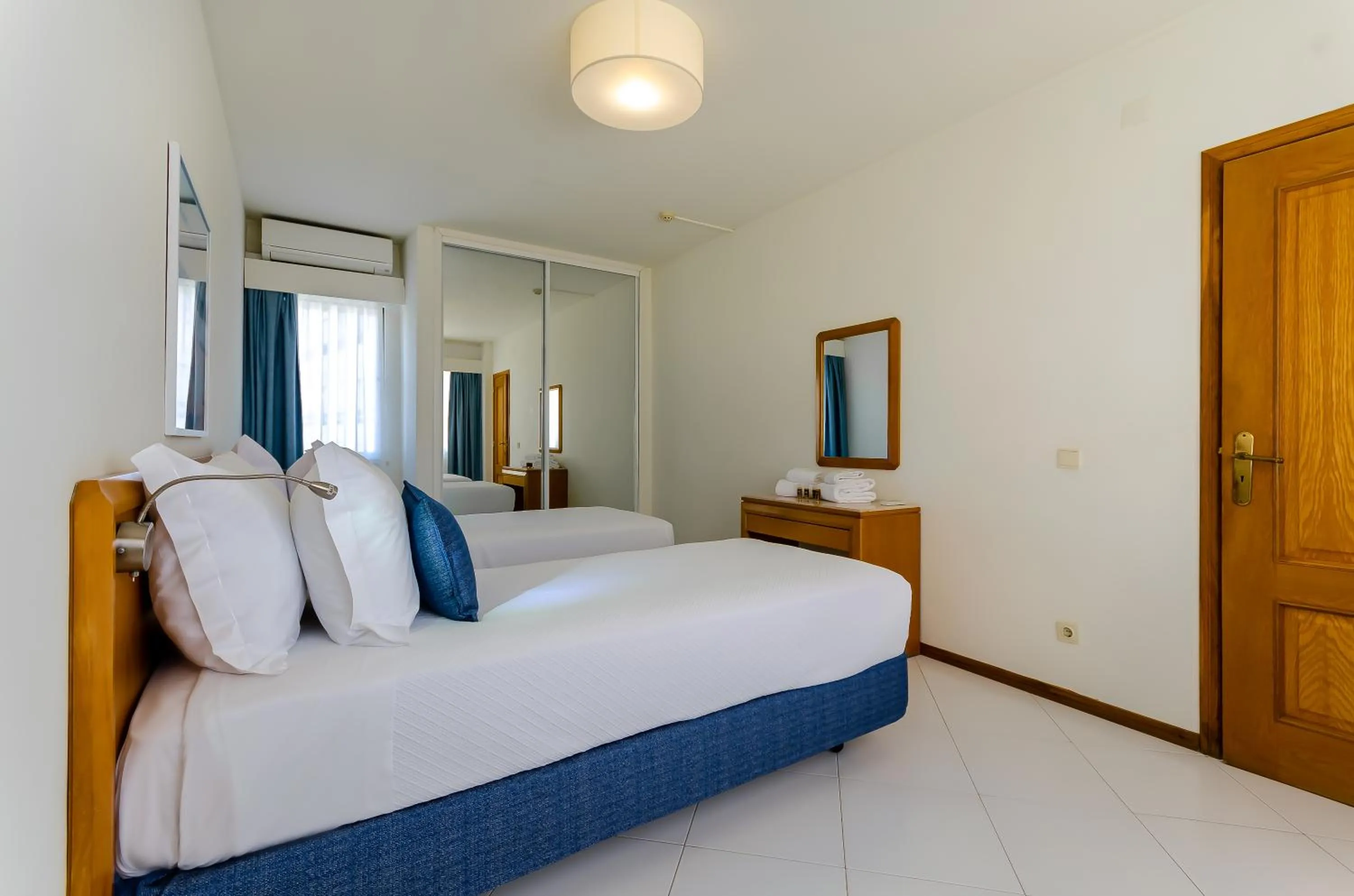 Bed in TURIM Algarve Mor Apartamentos Turísticos