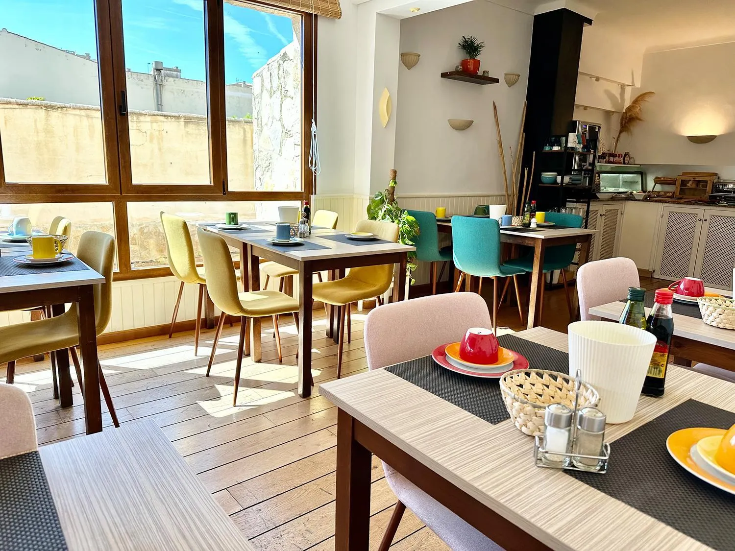 Dining area in Hotel Marbel
