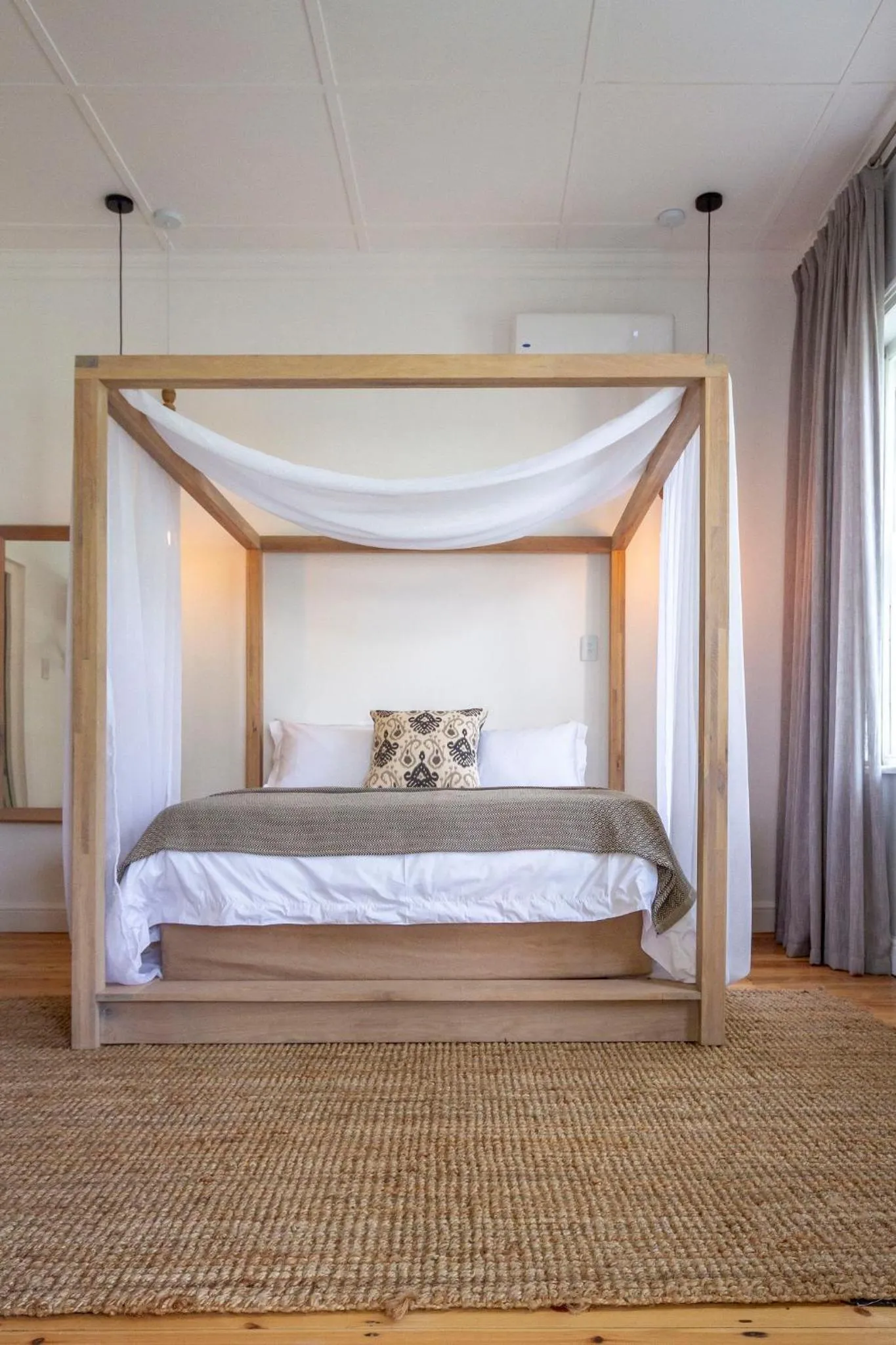 Bed in Monte Vista Boutique Hotel