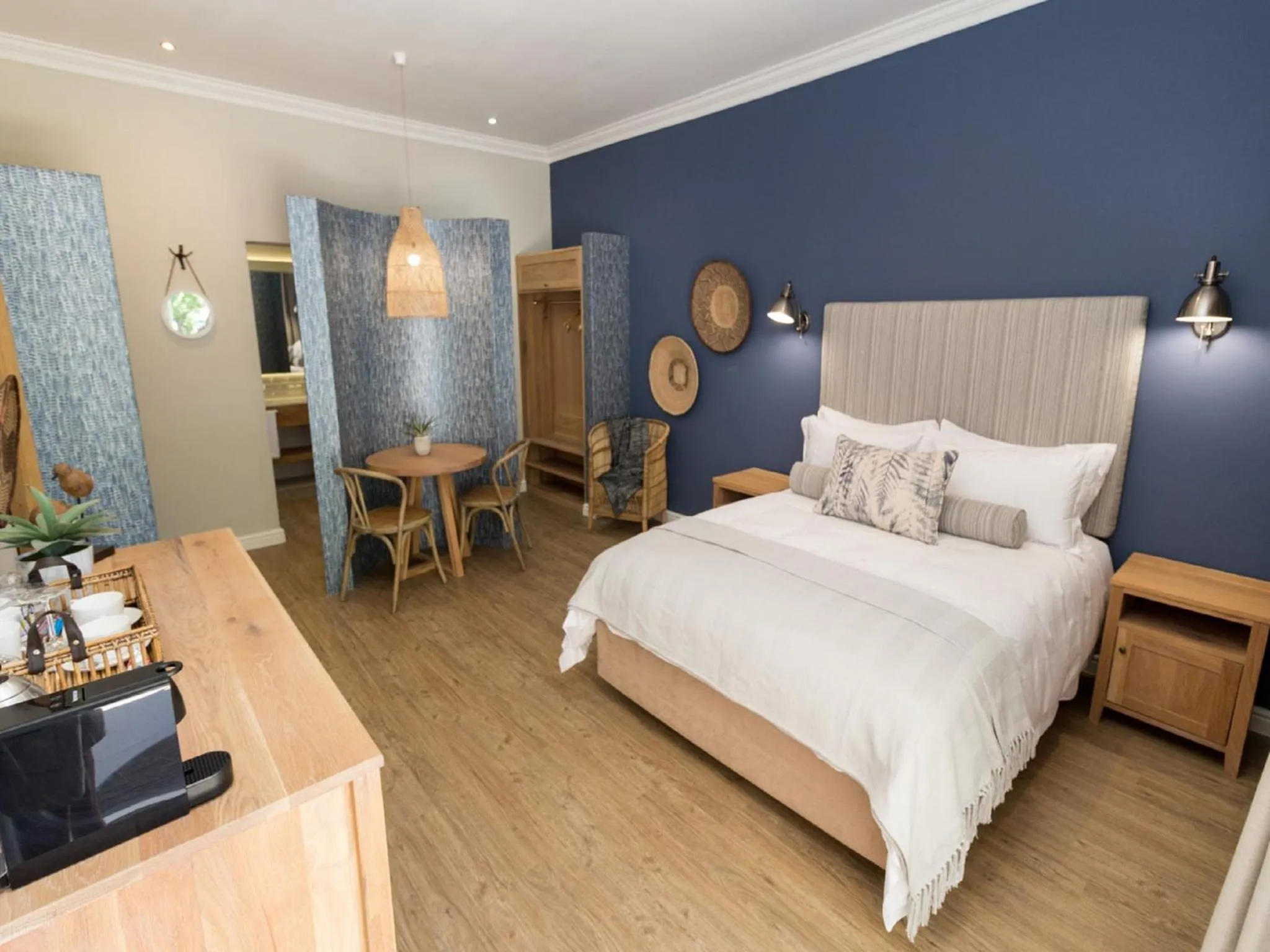 Bathroom, Bed in Monte Vista Boutique Hotel