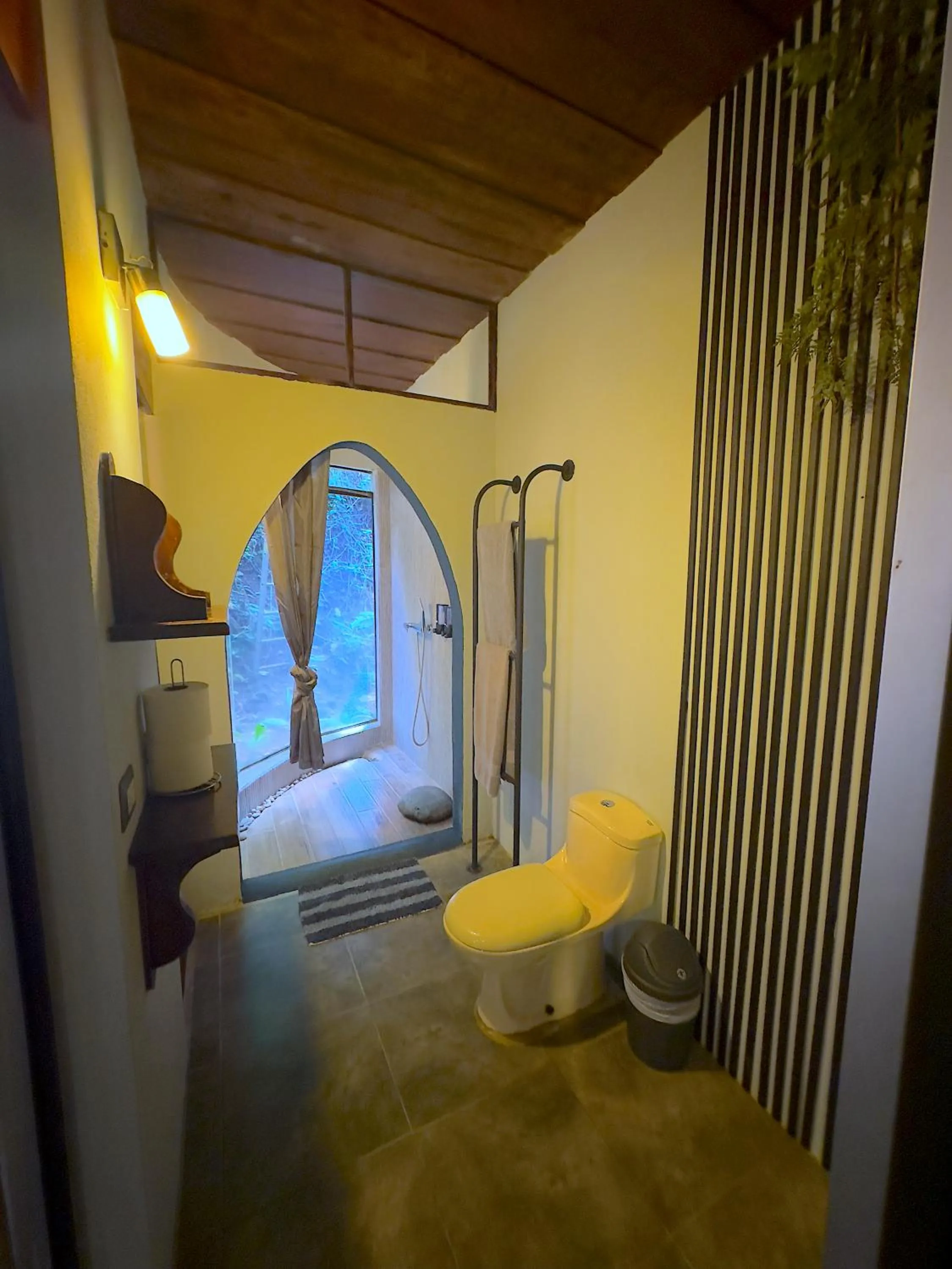 Shower, Bed in Canaima Chill House