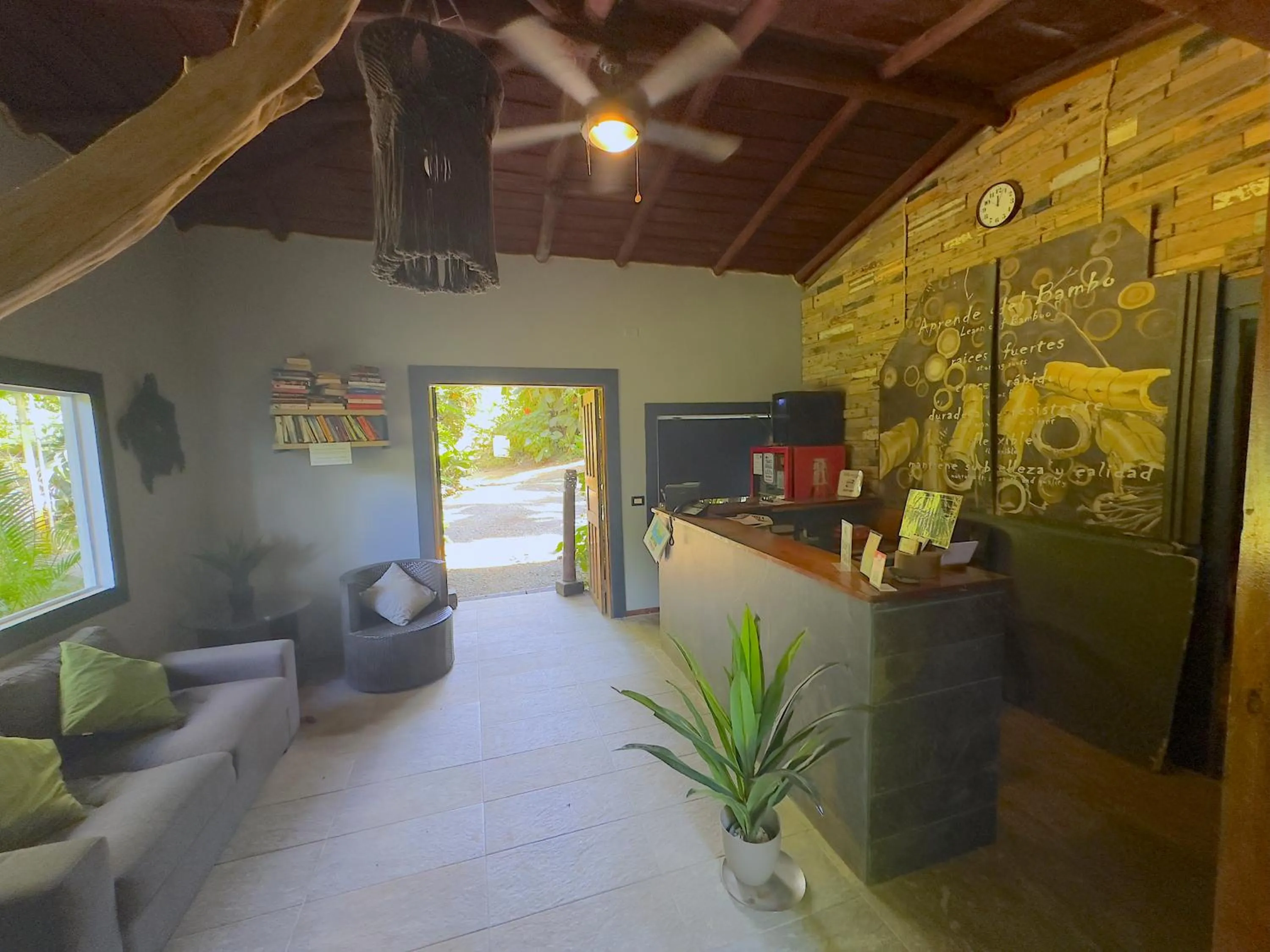 Lobby or reception in Canaima Chill House