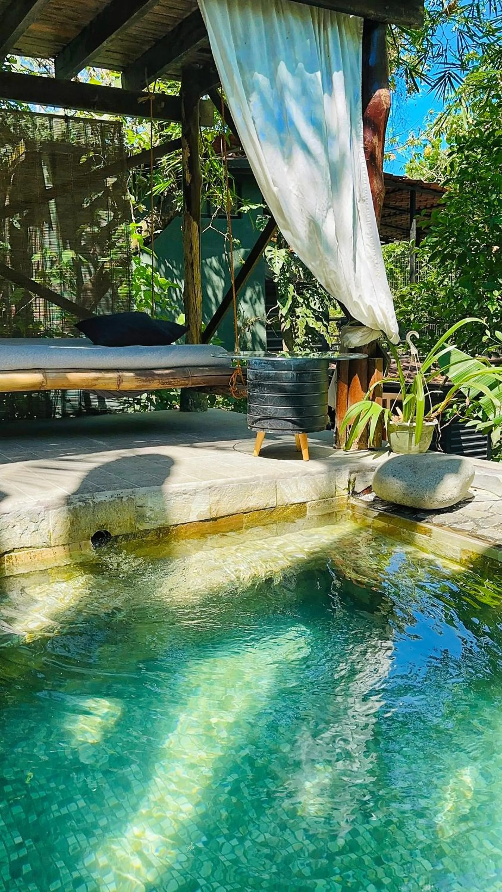 Pool view in Canaima Chill House