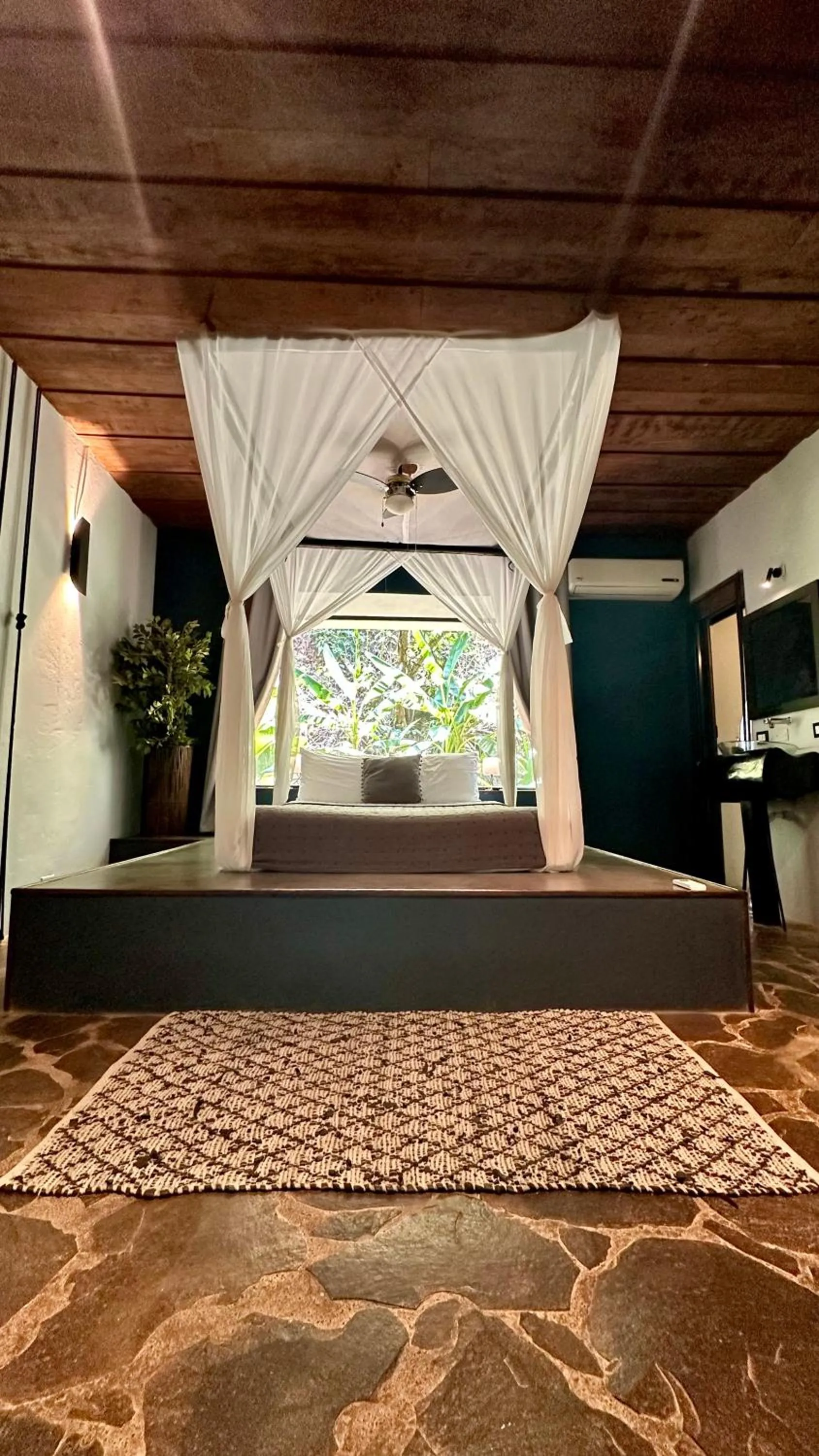 Bed in Canaima Chill House