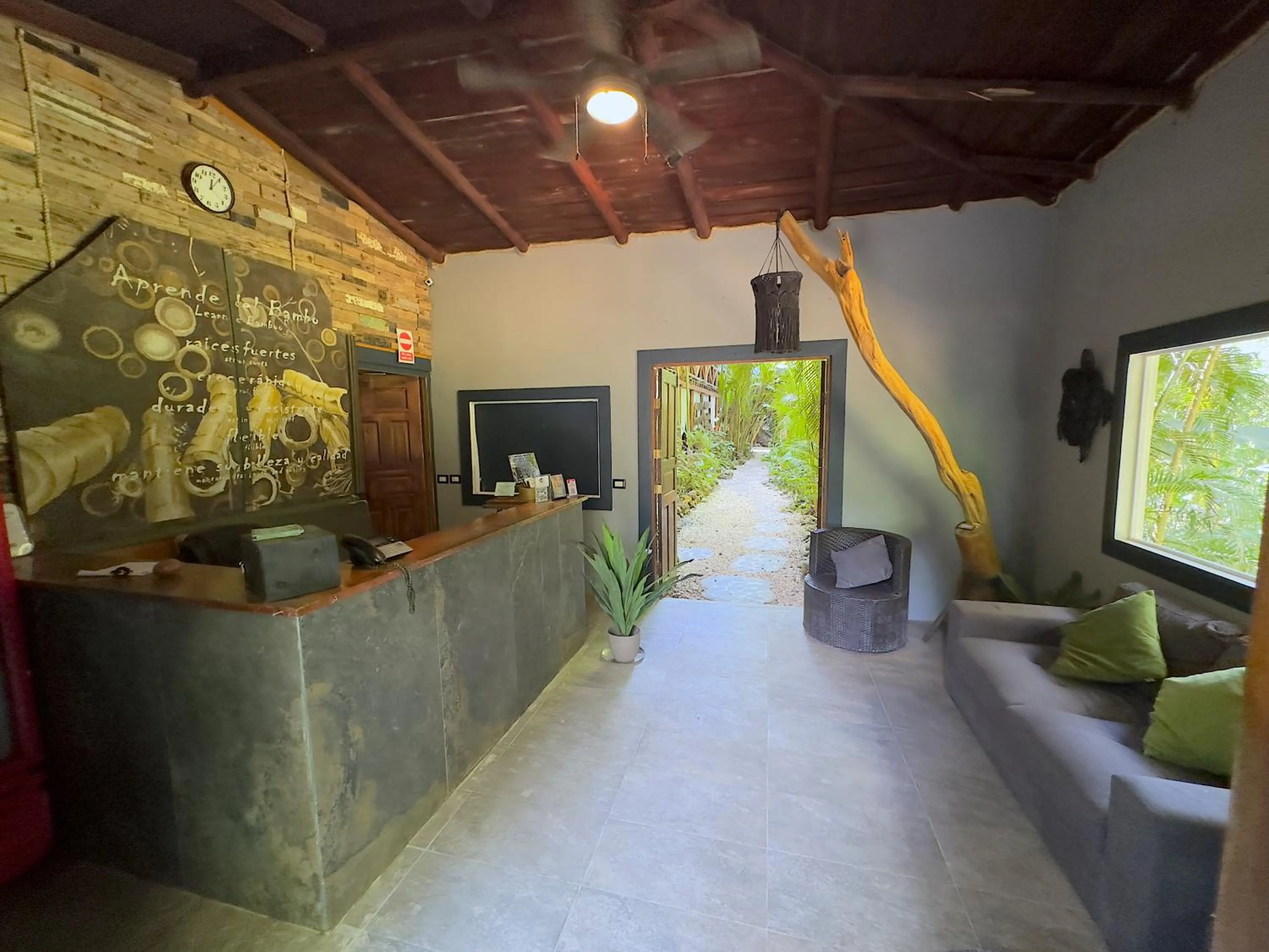Lobby or reception in Canaima Chill House